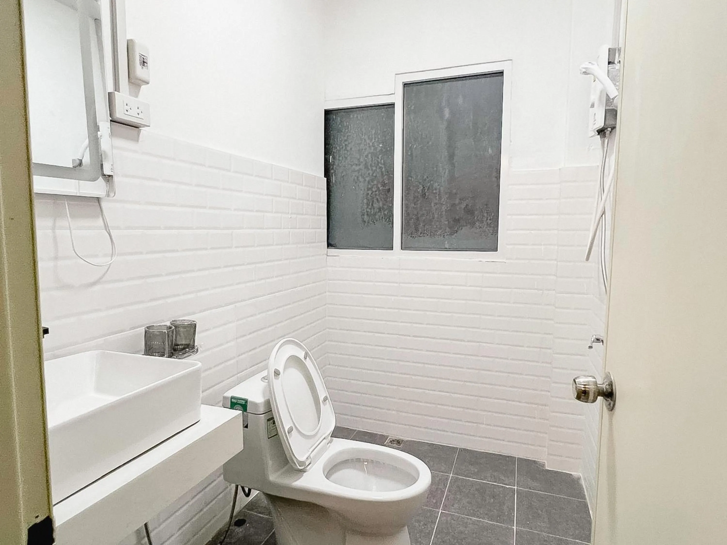 Toilet in Moochi Relax L'Assommior