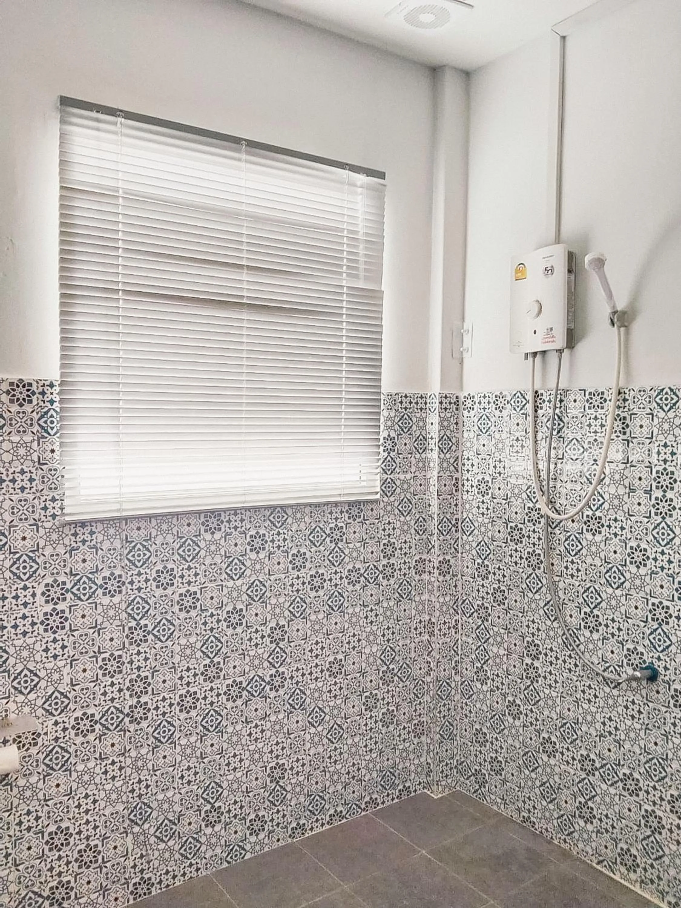 Shower in Moochi Relax L'Assommior