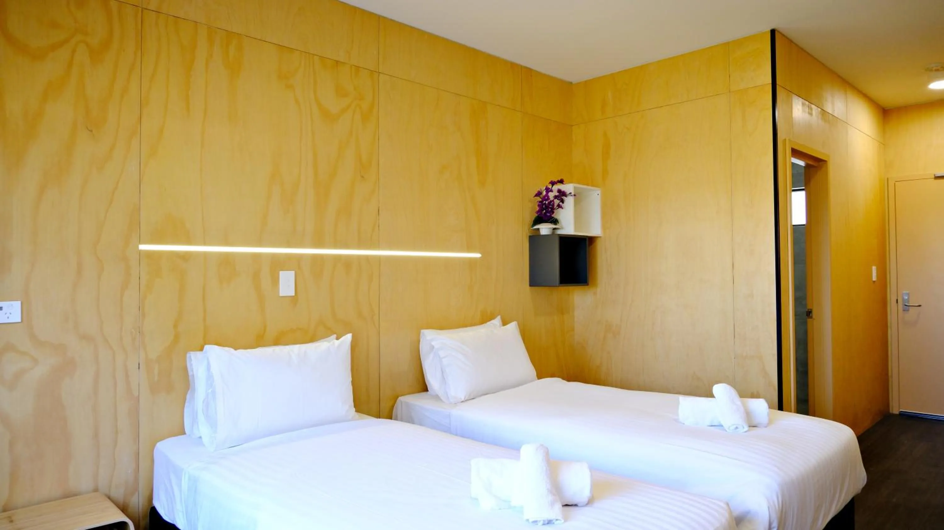 Bed in Gallery Hotel Manjimup