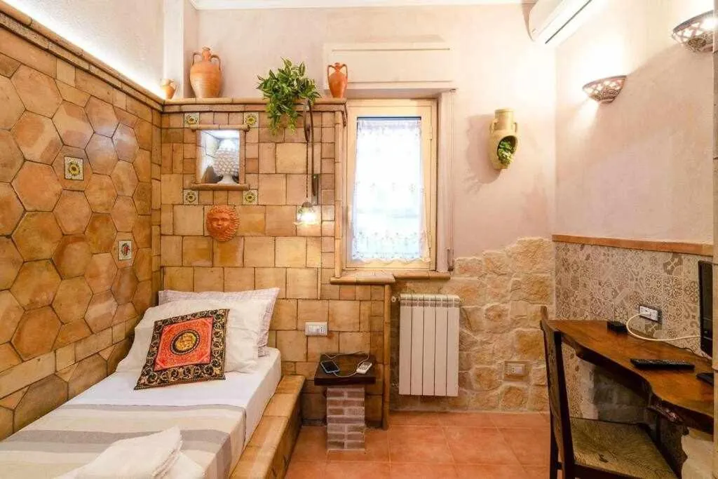 Apartment - Ground Floor in Casa della Giara, parcheggio, supermercato a 200m
