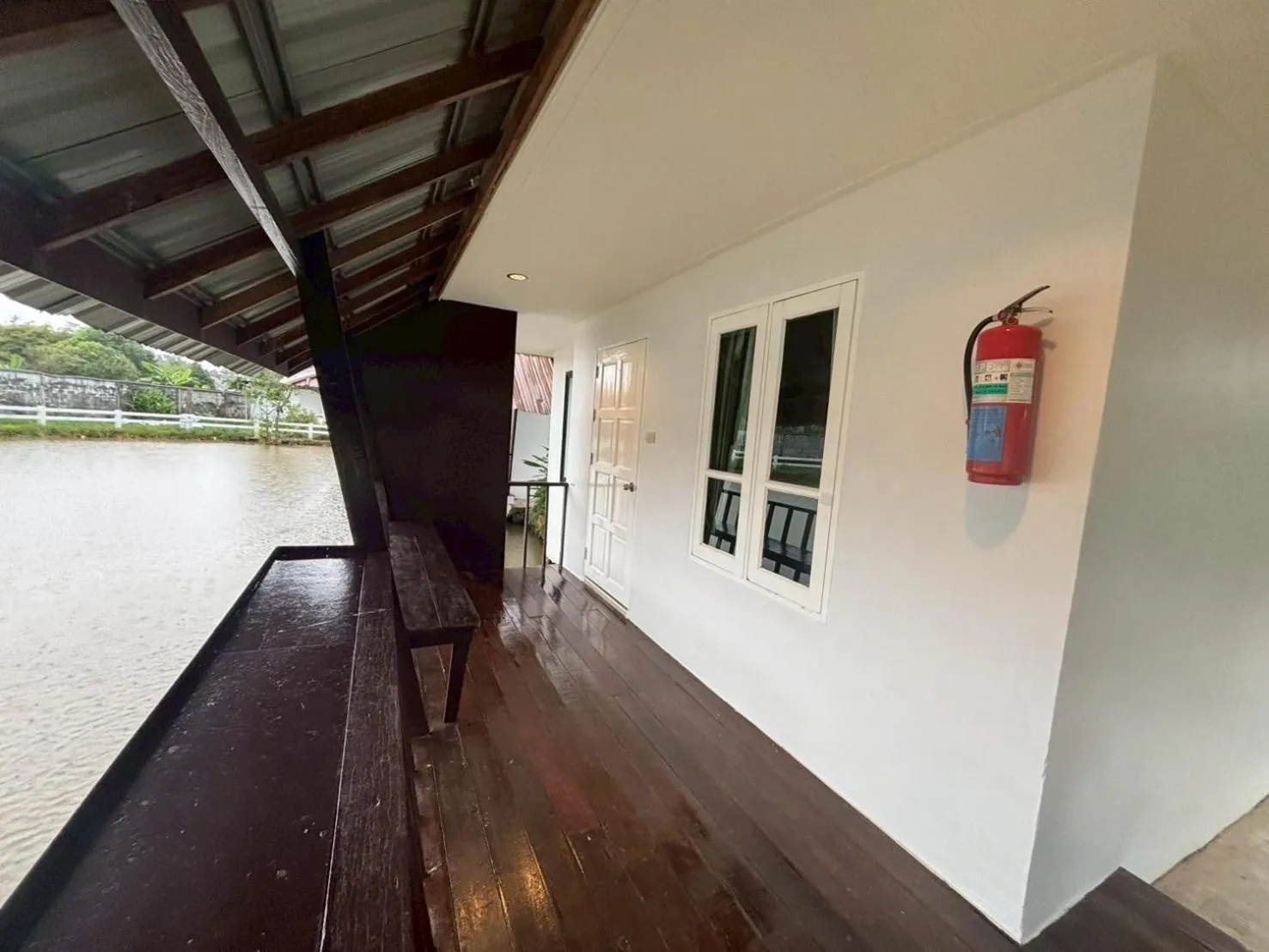 Property building in Kenikar Raintree Residence Hotel