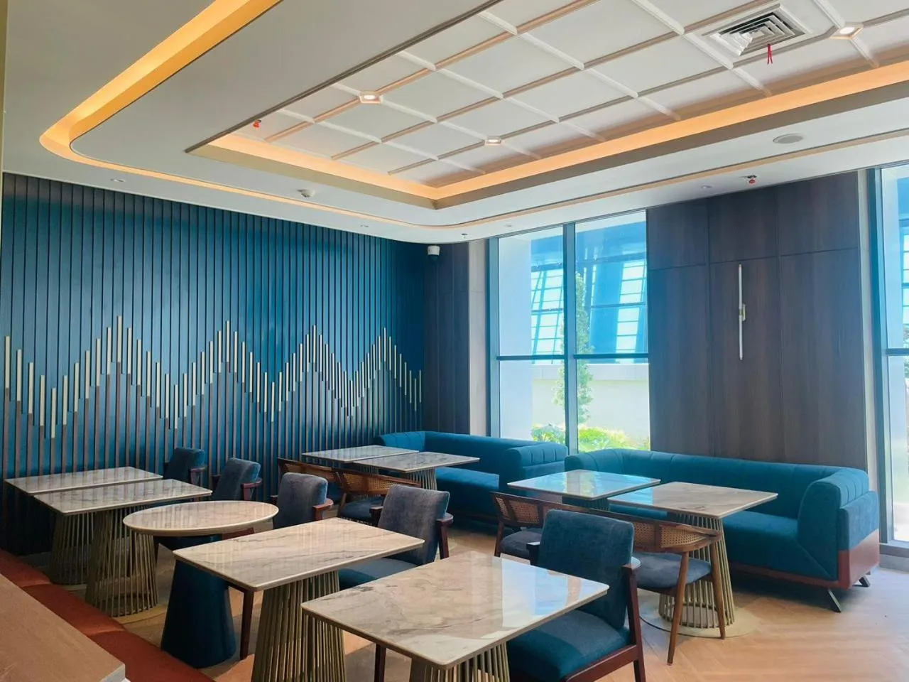 Seating area in Grand Anara Airport Hotel