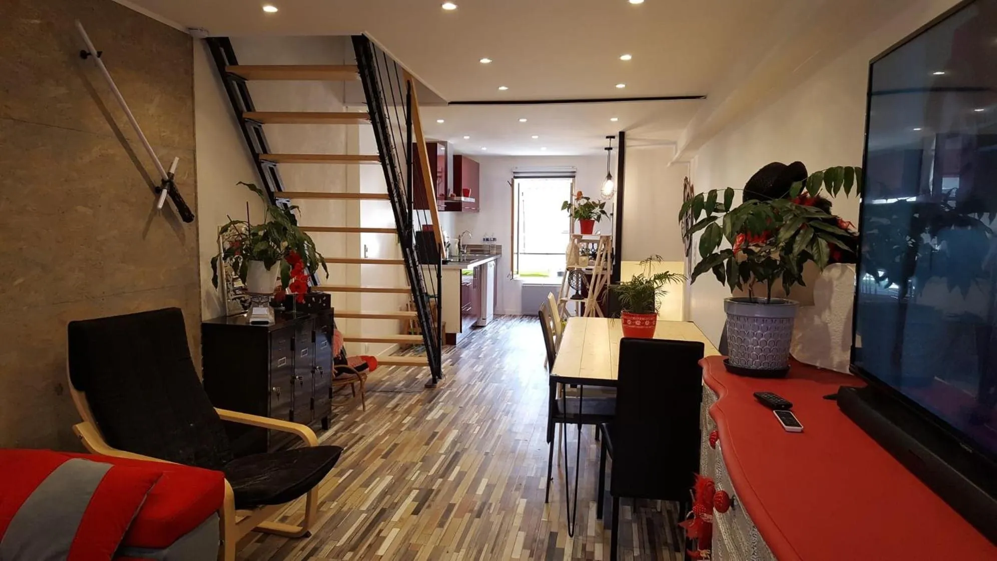 Communal lounge/ TV room in Loc'apparts