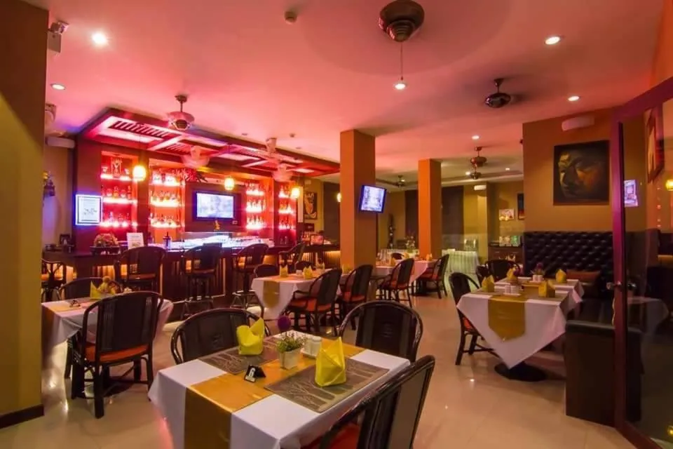 Patong Hemingways Hotel