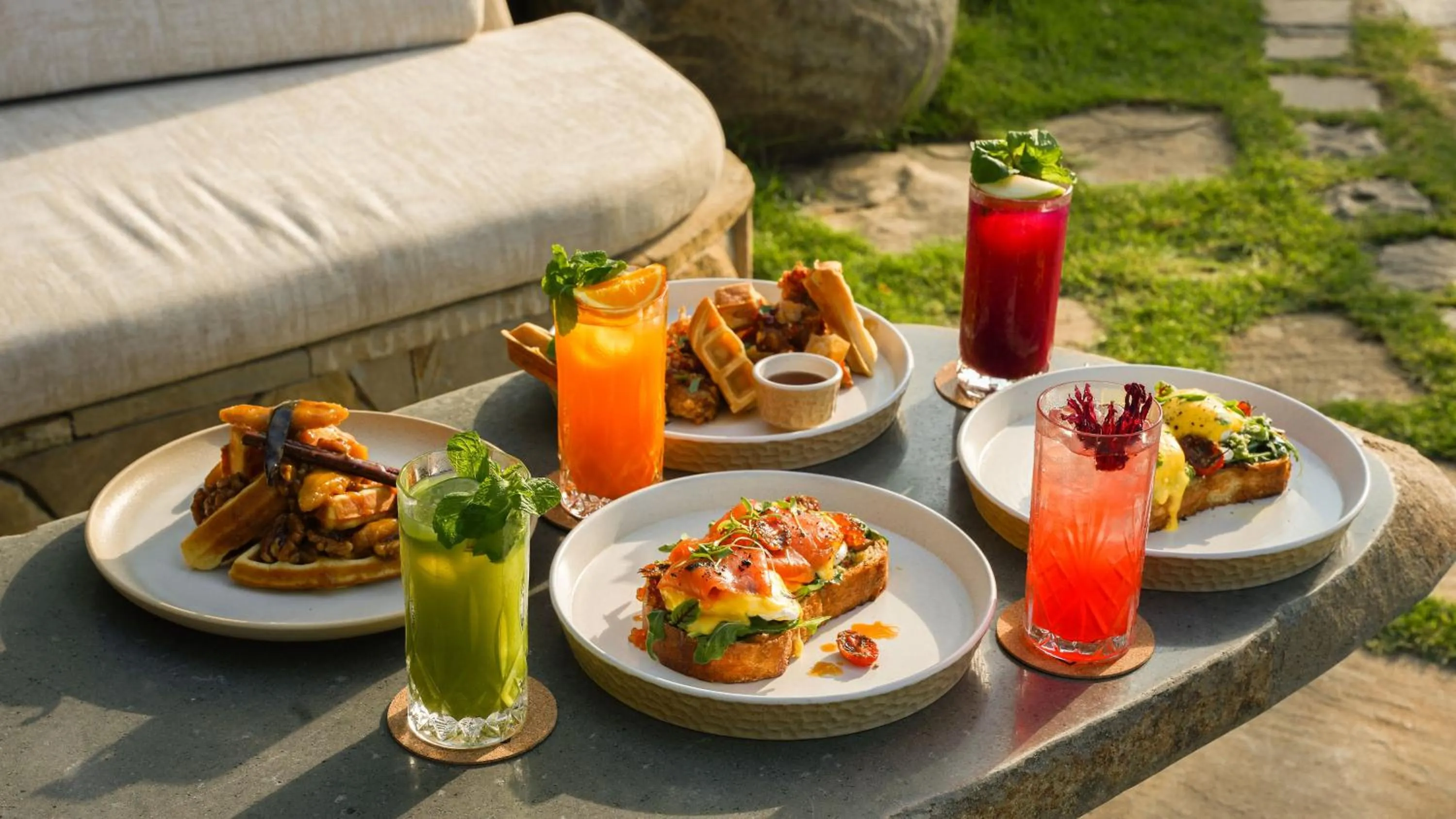 Breakfast in Nuanu Suites & Accommodations