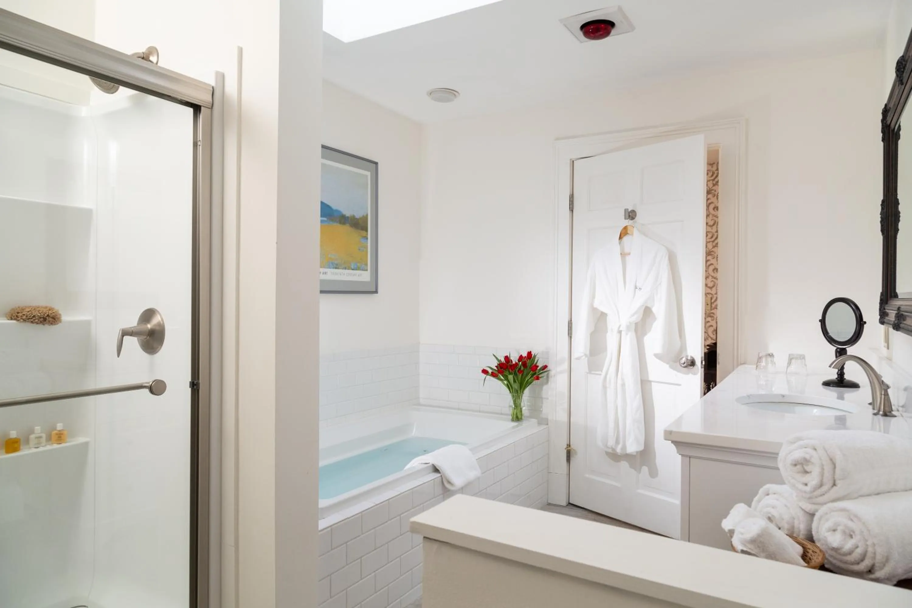 Bathroom in Chesterfield Inn