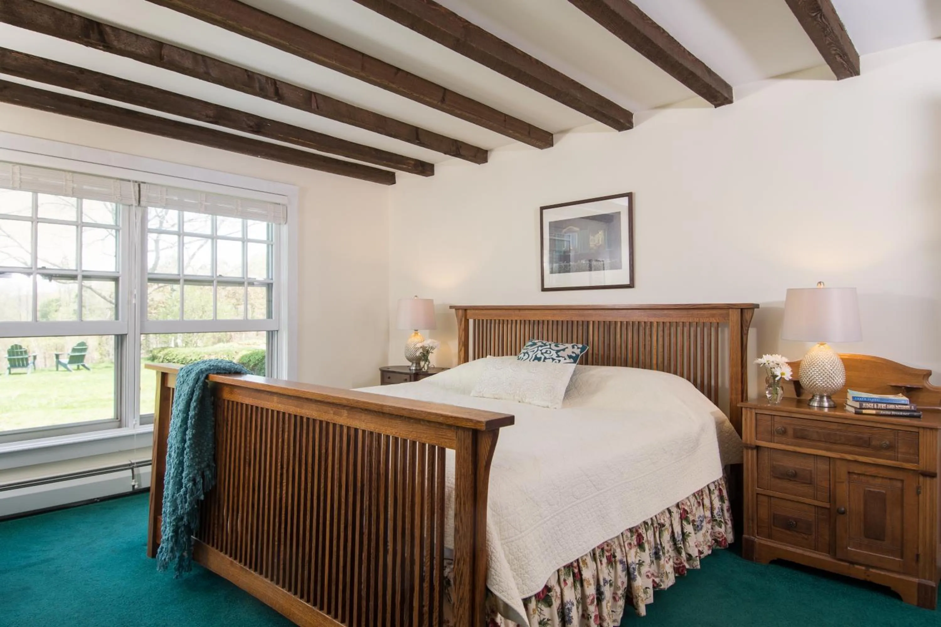 Bed in Chesterfield Inn