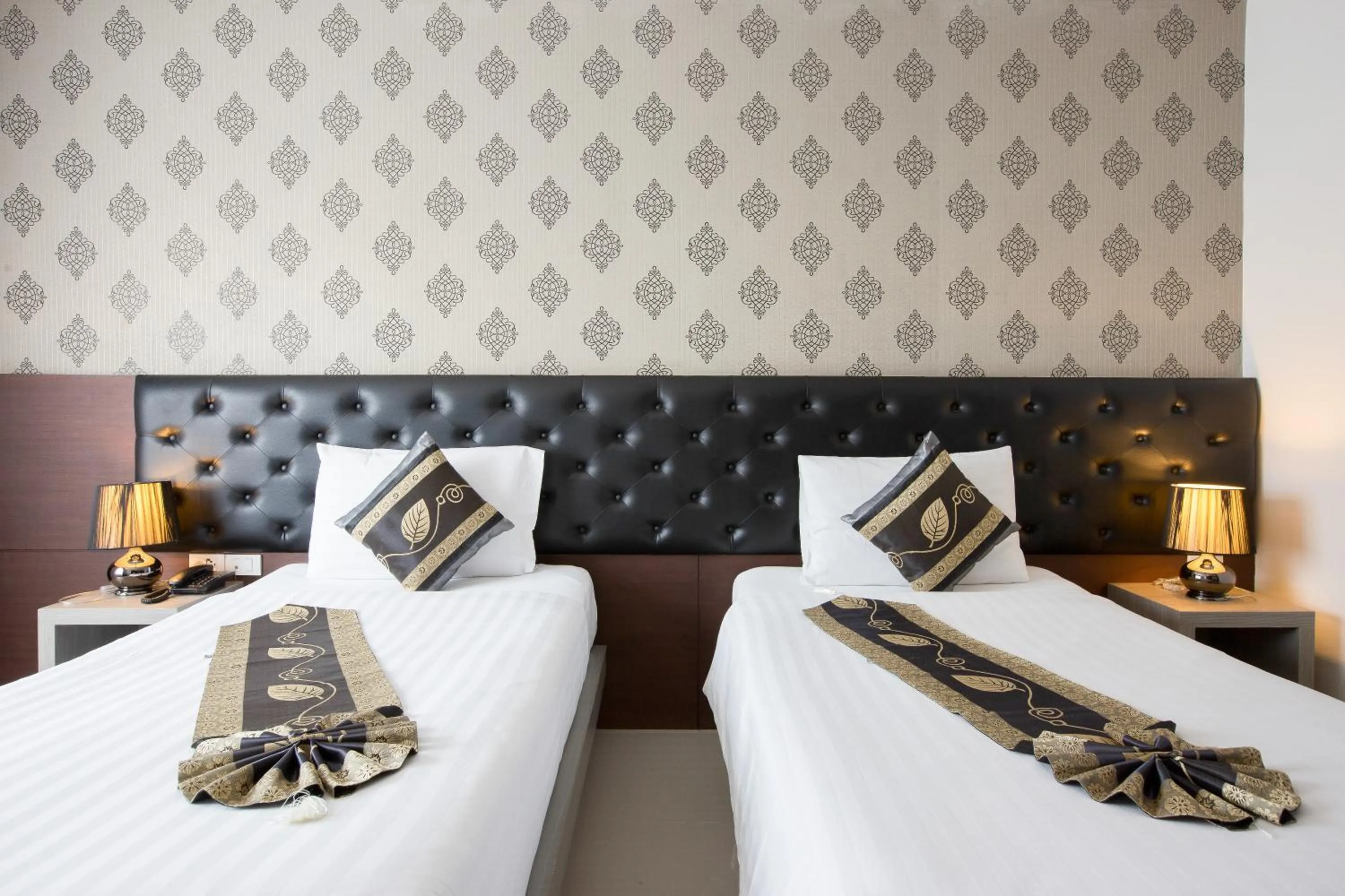 Bed in Hemingways Silk Hotel