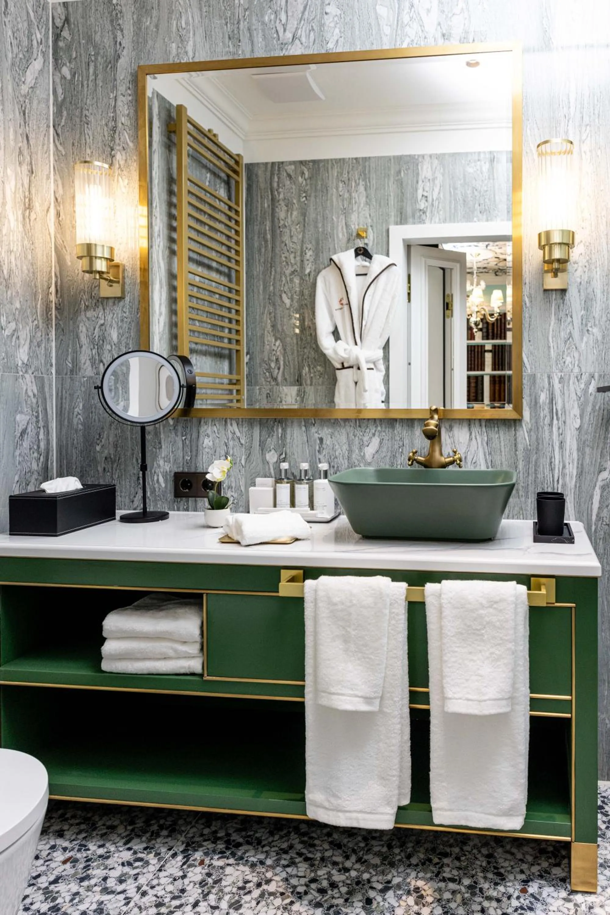 Bathroom in House of Hütter- Münchner Kindl, Small Luxury Hotels of the World