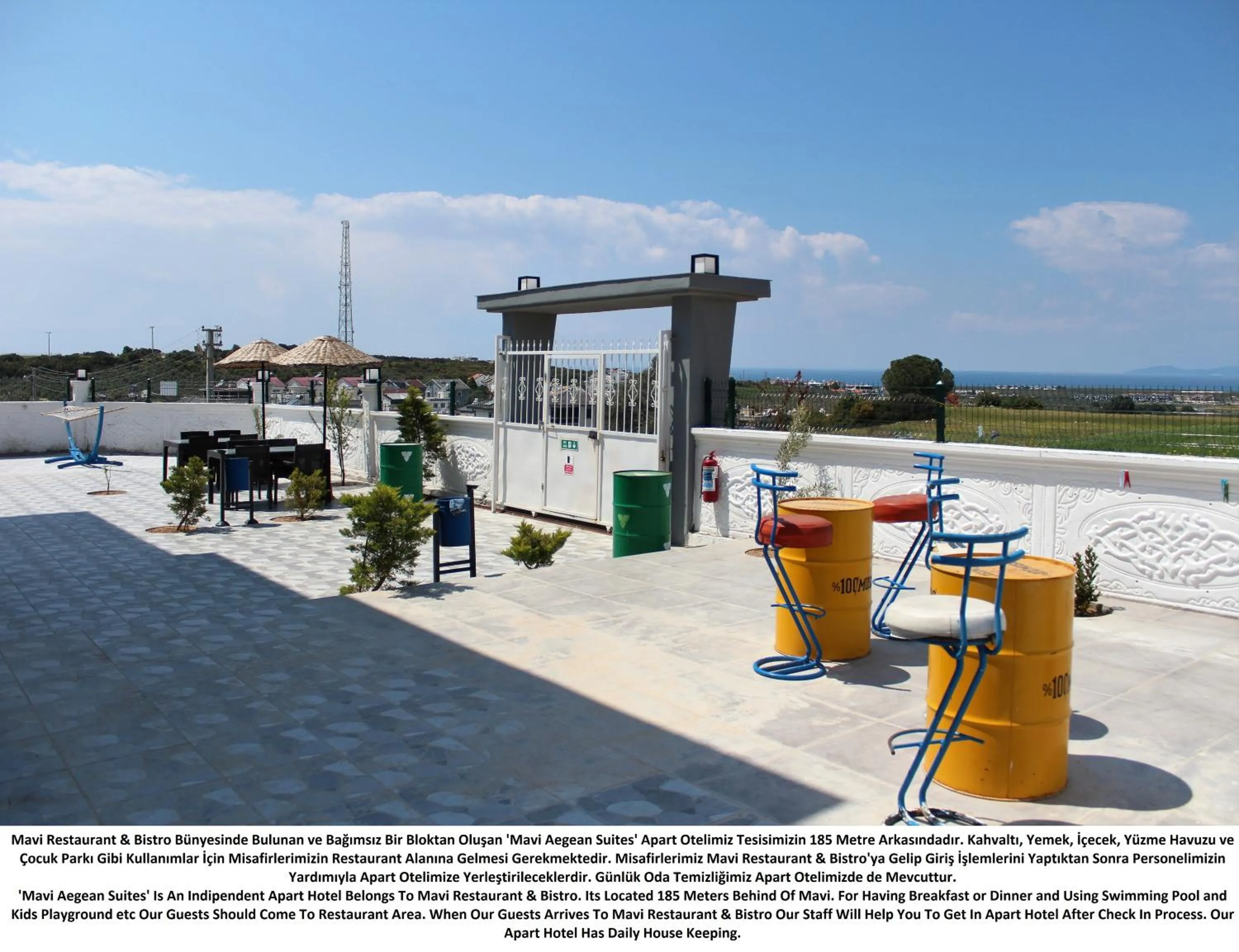 Day in Mavi Restaurant & Apartments 3