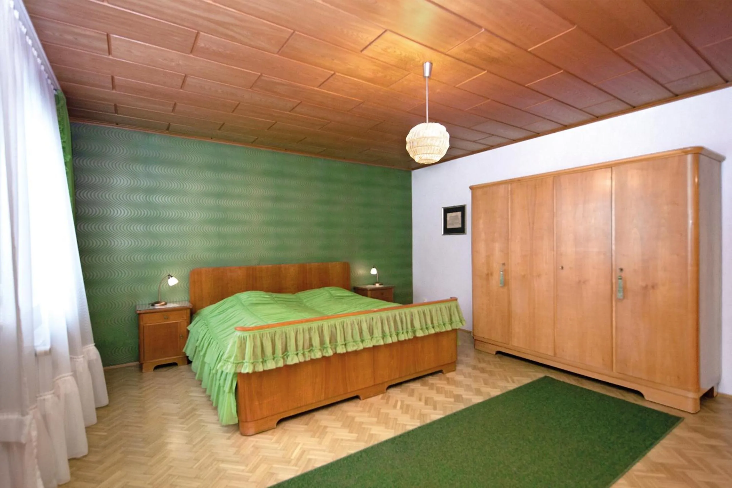 Bedroom, Bed in Hotel & Restaurant Zur Glocke