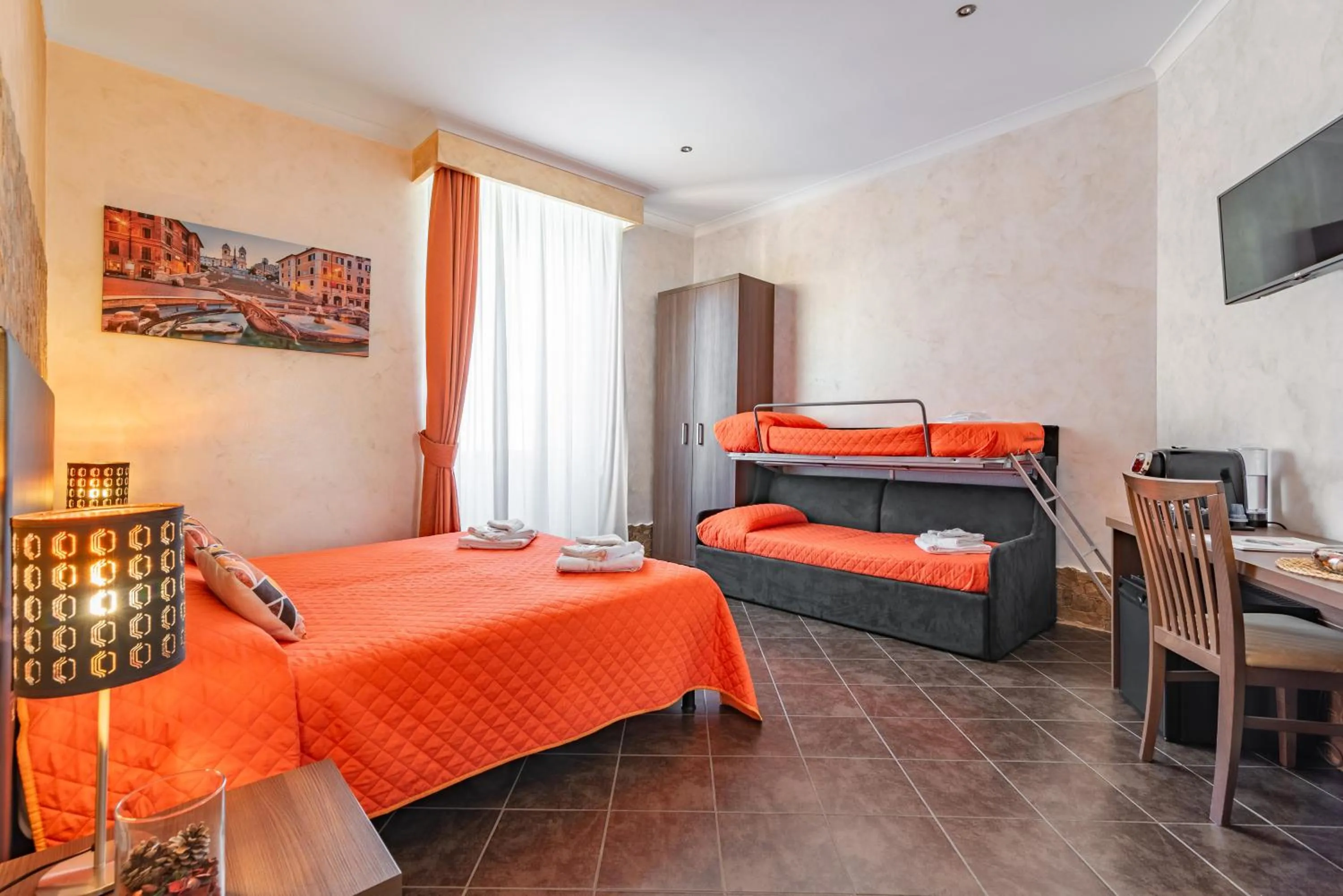 Bed in Alis Laura Guest House - Near Metro Bologna, Easy Access to All Rome