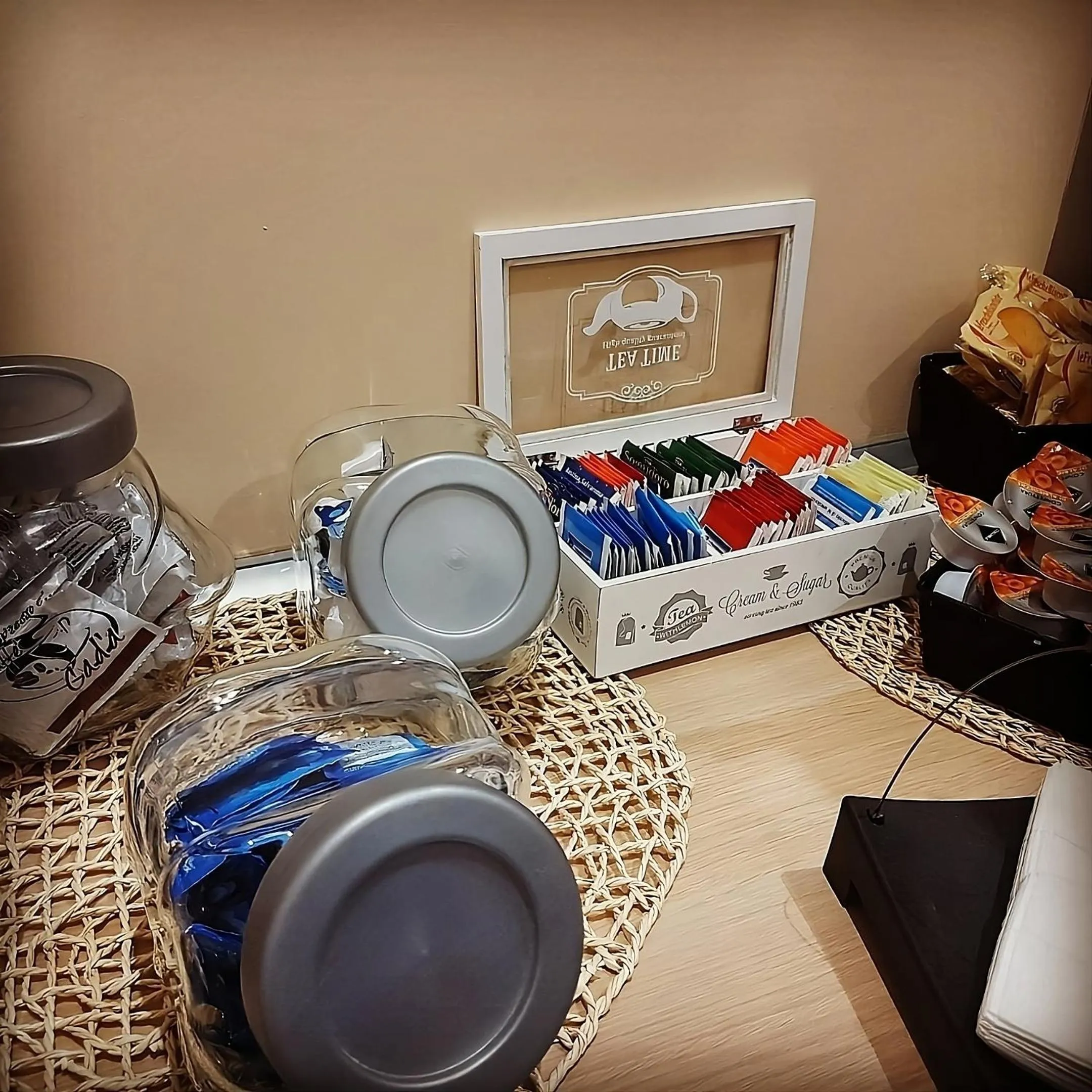 Coffee/tea facilities in Alis Laura Guest House - Near Metro Bologna, Easy Access to All Rome