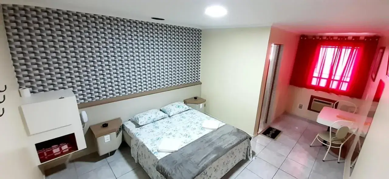 Large Double Room in Charlott Hotel Large Double Room in Charlott Hotel