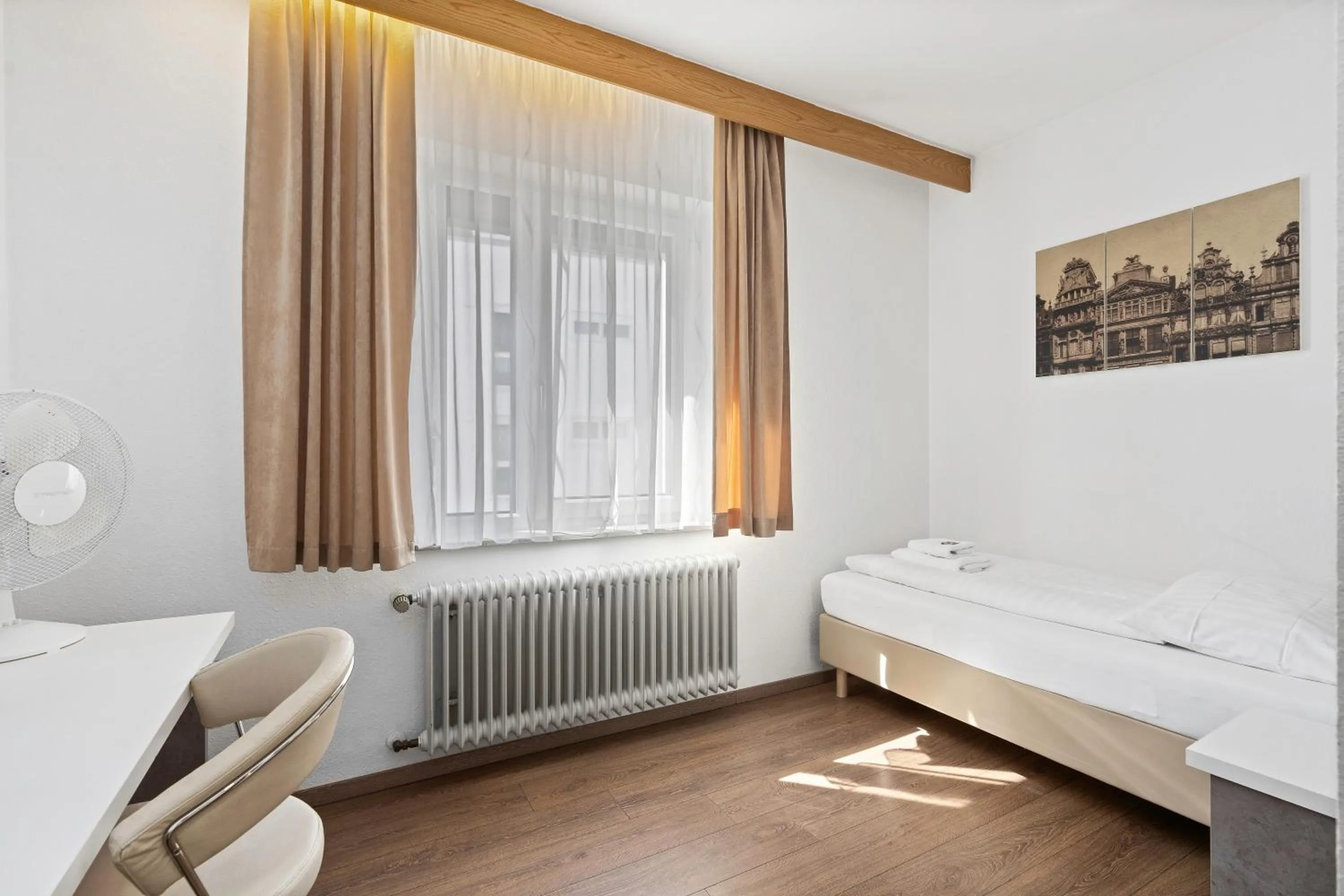 Photo of the whole room, Bed in Hotel Adler