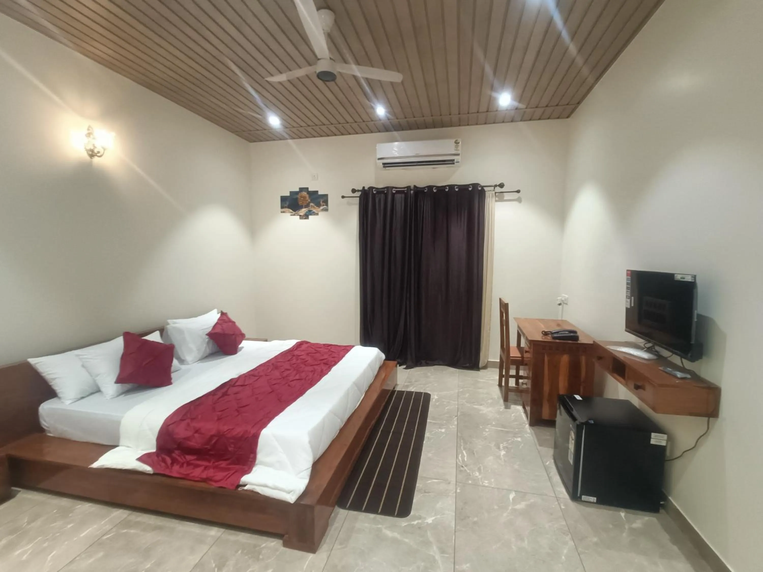 Photo of the whole room, Bed in Shantadurga Beachside Homestay