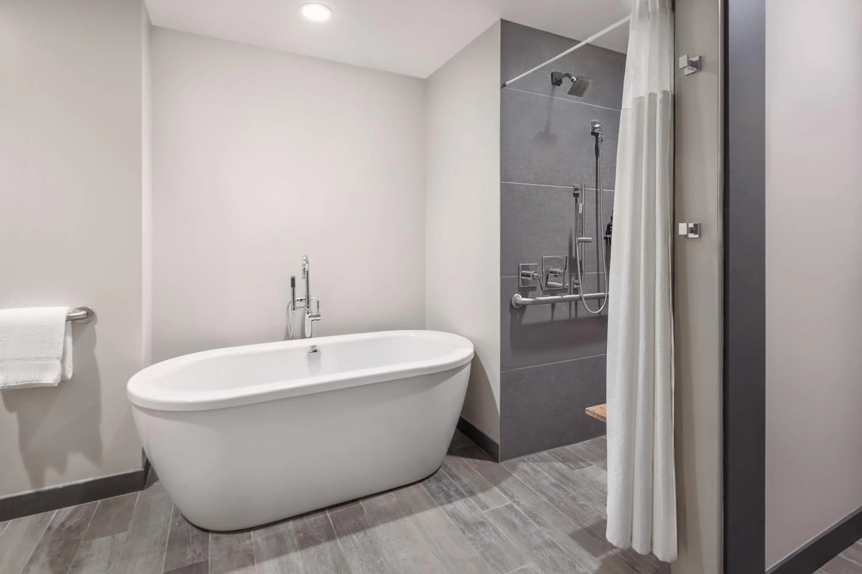 Bathroom in Hotel Van Zandt