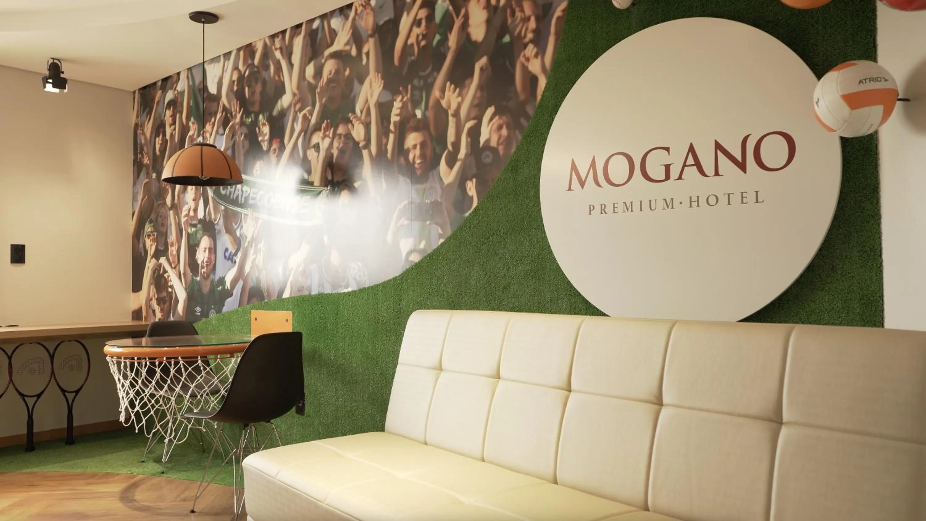 Living room in Mogano Premium Hotel - ELETROPOSTO