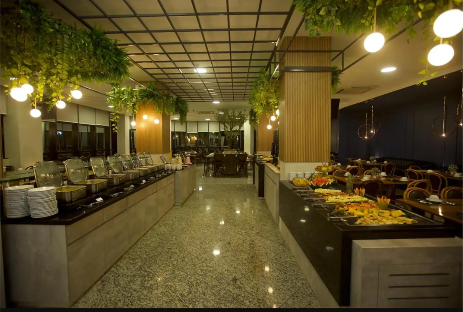 Buffet breakfast in Mogano Premium Hotel - ELETROPOSTO