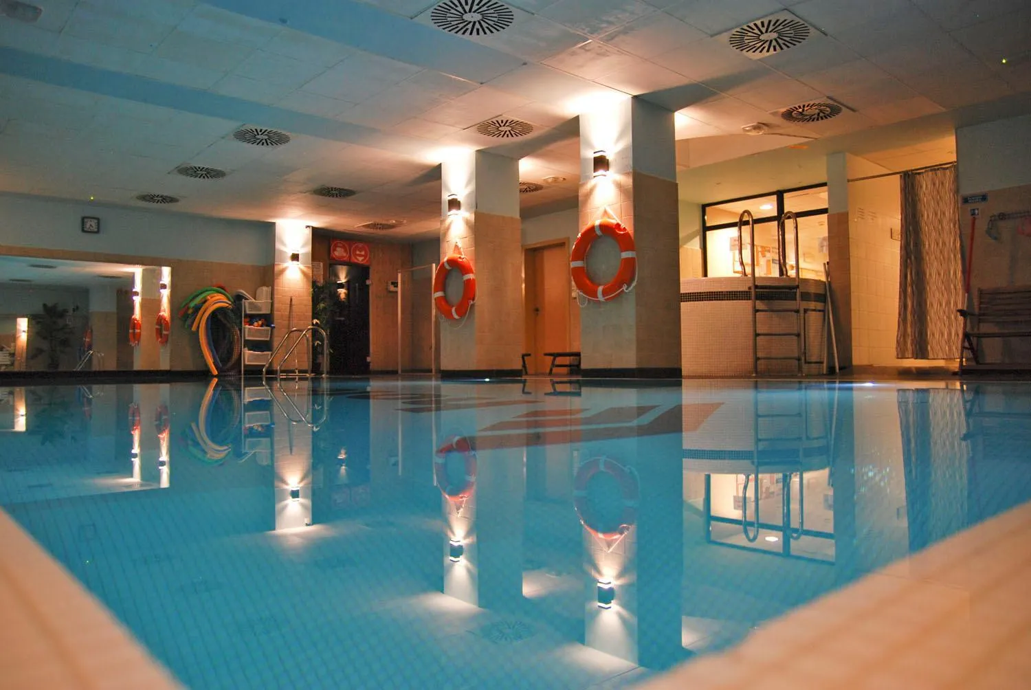 Swimming pool in Economy Silesian Hotel