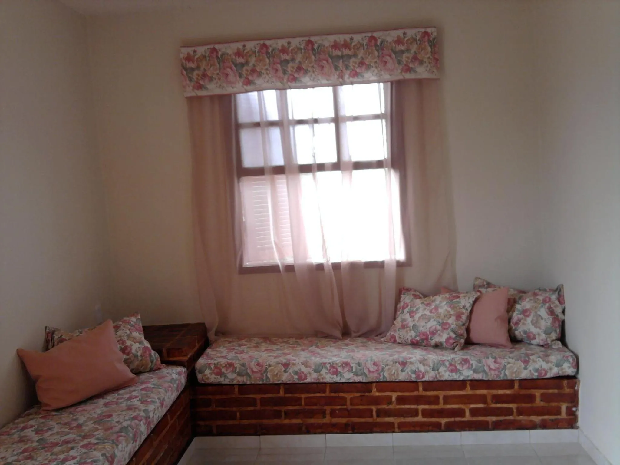Photo of the whole room, Bed in Maison Clapp