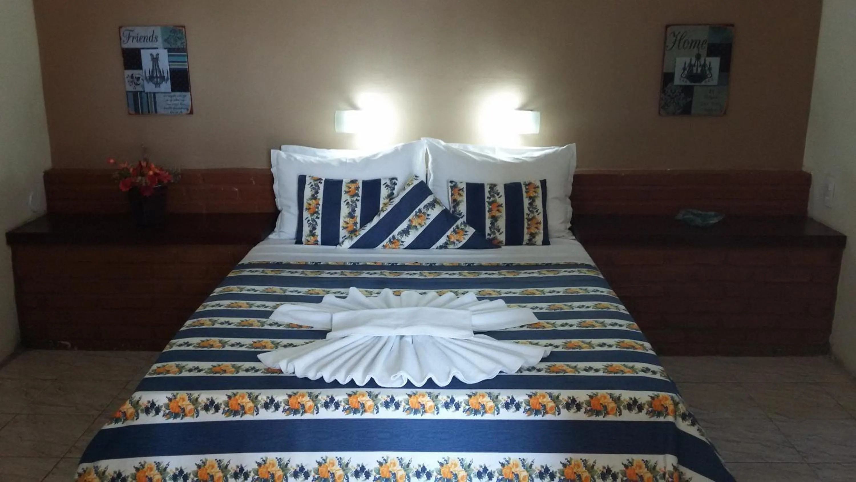 Photo of the whole room, Bed in Maison Clapp