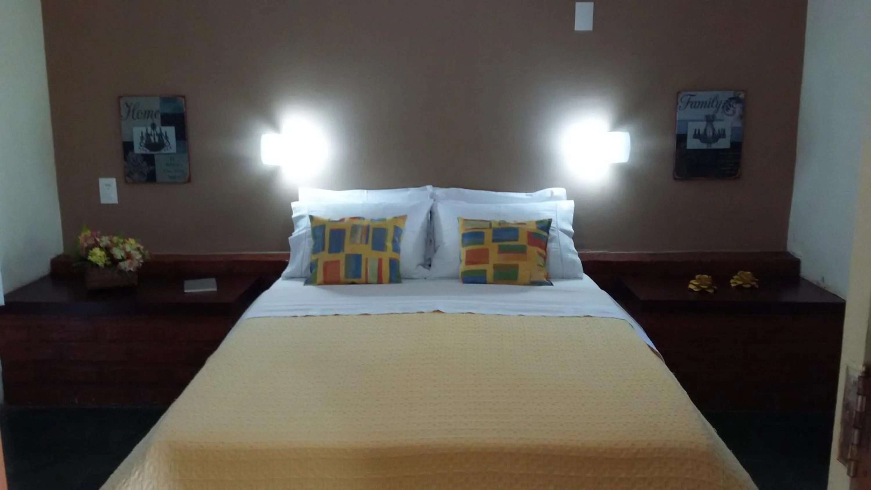 Photo of the whole room, Bed in Maison Clapp