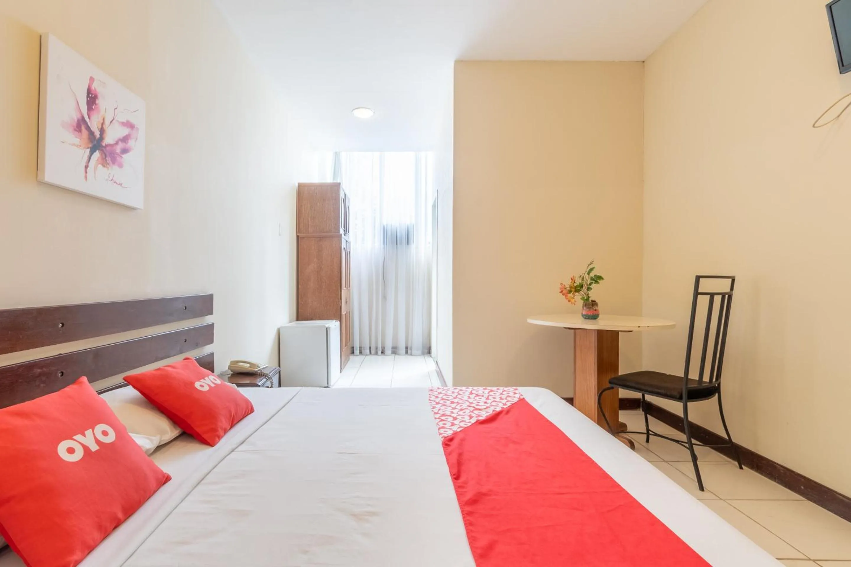 Bedroom, Bed in OYO Hotel L'Espace - Jaraguá Belo Horizonte