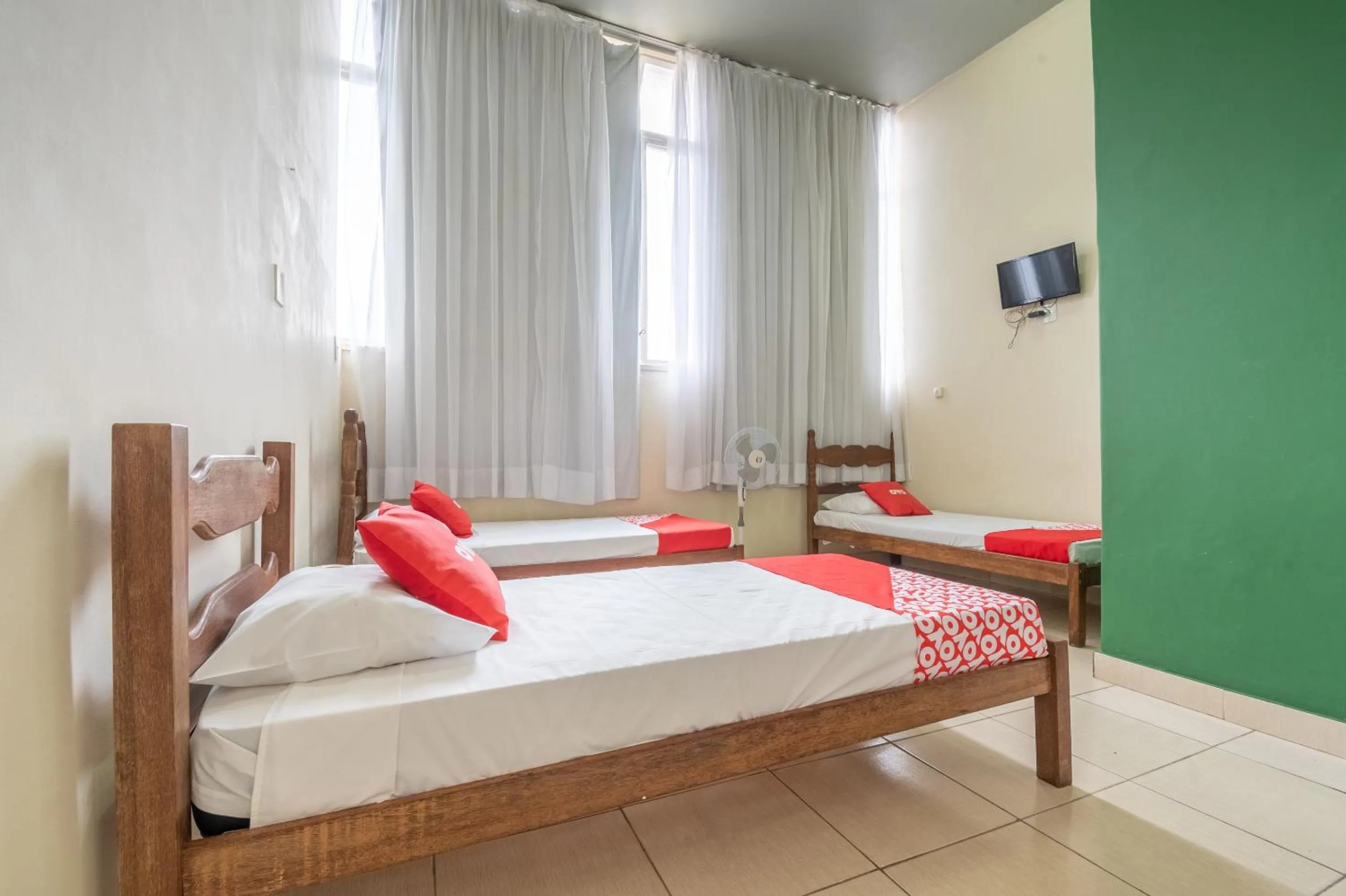 Bedroom, Bed in OYO Hotel L'Espace - Jaraguá Belo Horizonte
