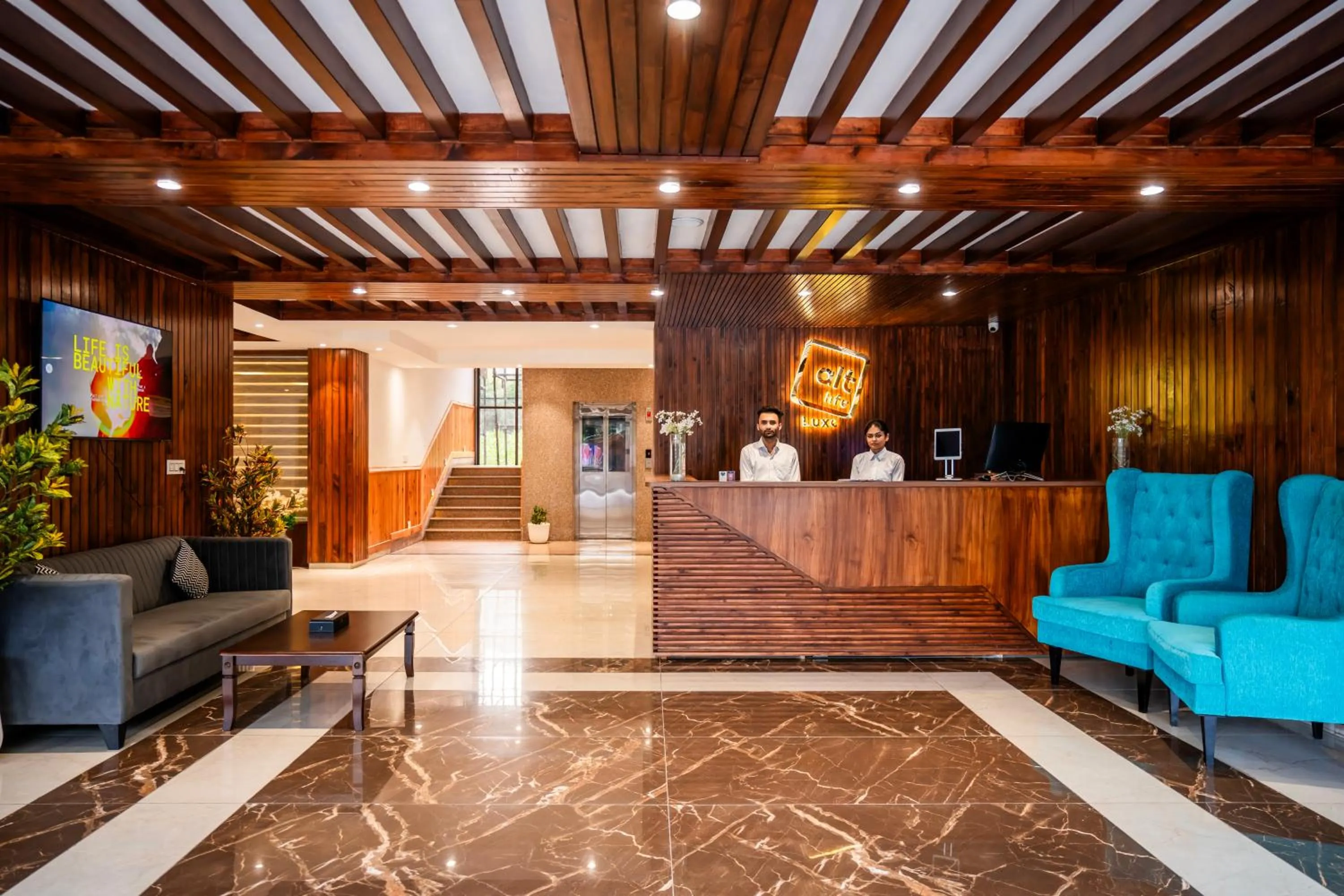 Lobby or reception in Alt Life Luxe - Himalayan Crown - Dharamkot Mcleodganj