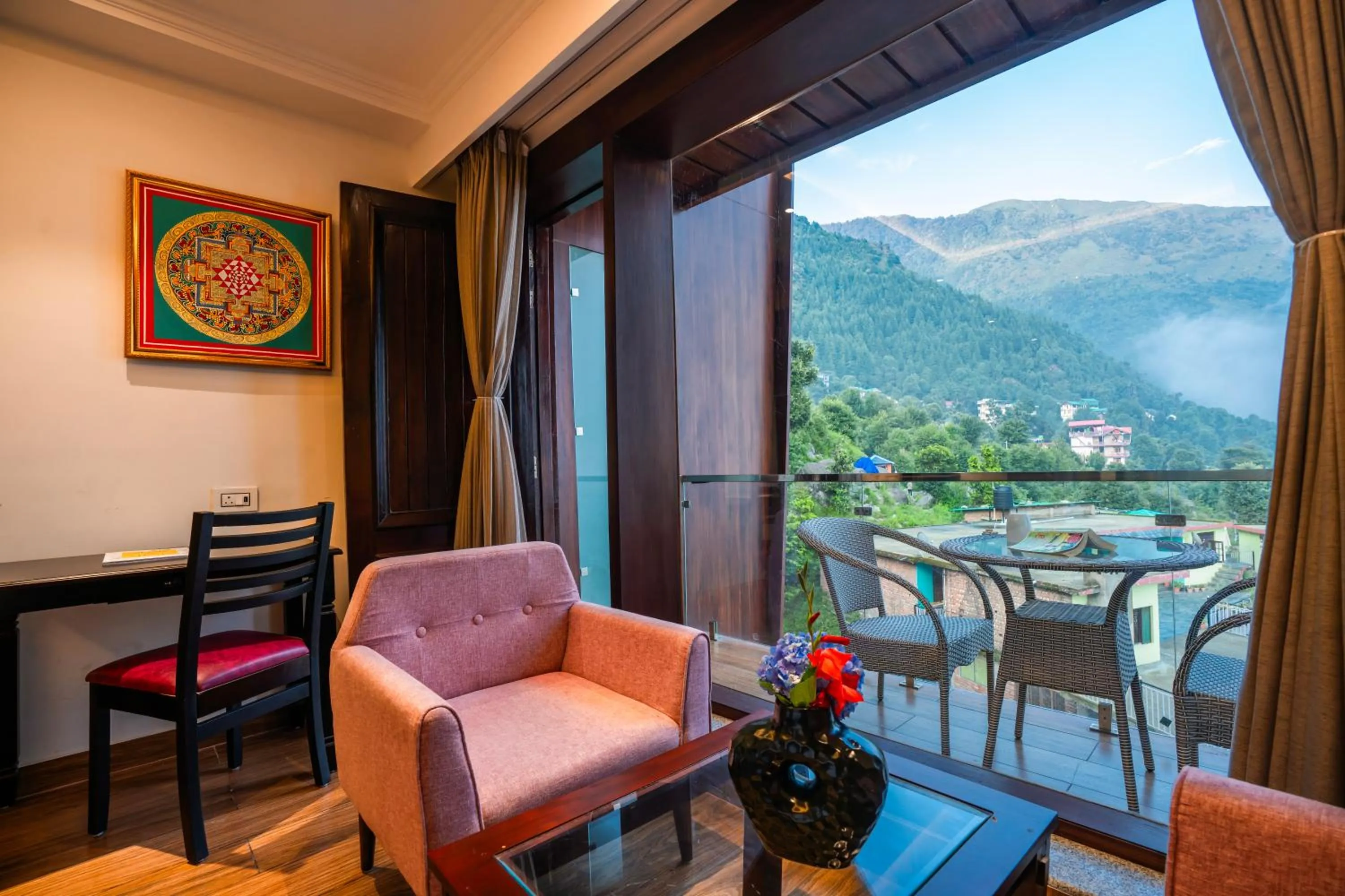 Balcony/Terrace in Alt Life Luxe - Himalayan Crown - Dharamkot Mcleodganj