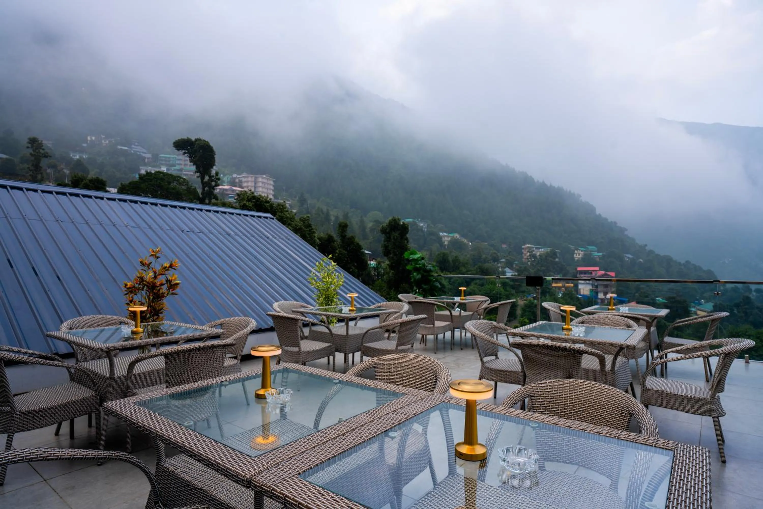 Balcony/Terrace in Alt Life Luxe - Himalayan Crown - Dharamkot Mcleodganj