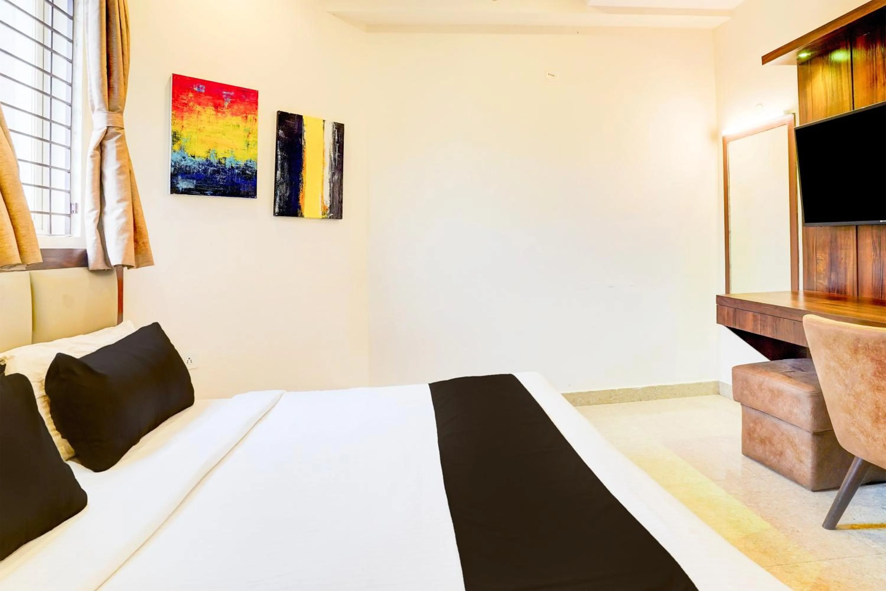 Bedroom, Bed in Super Hotel O Coastal Grand Hotel and Resorts