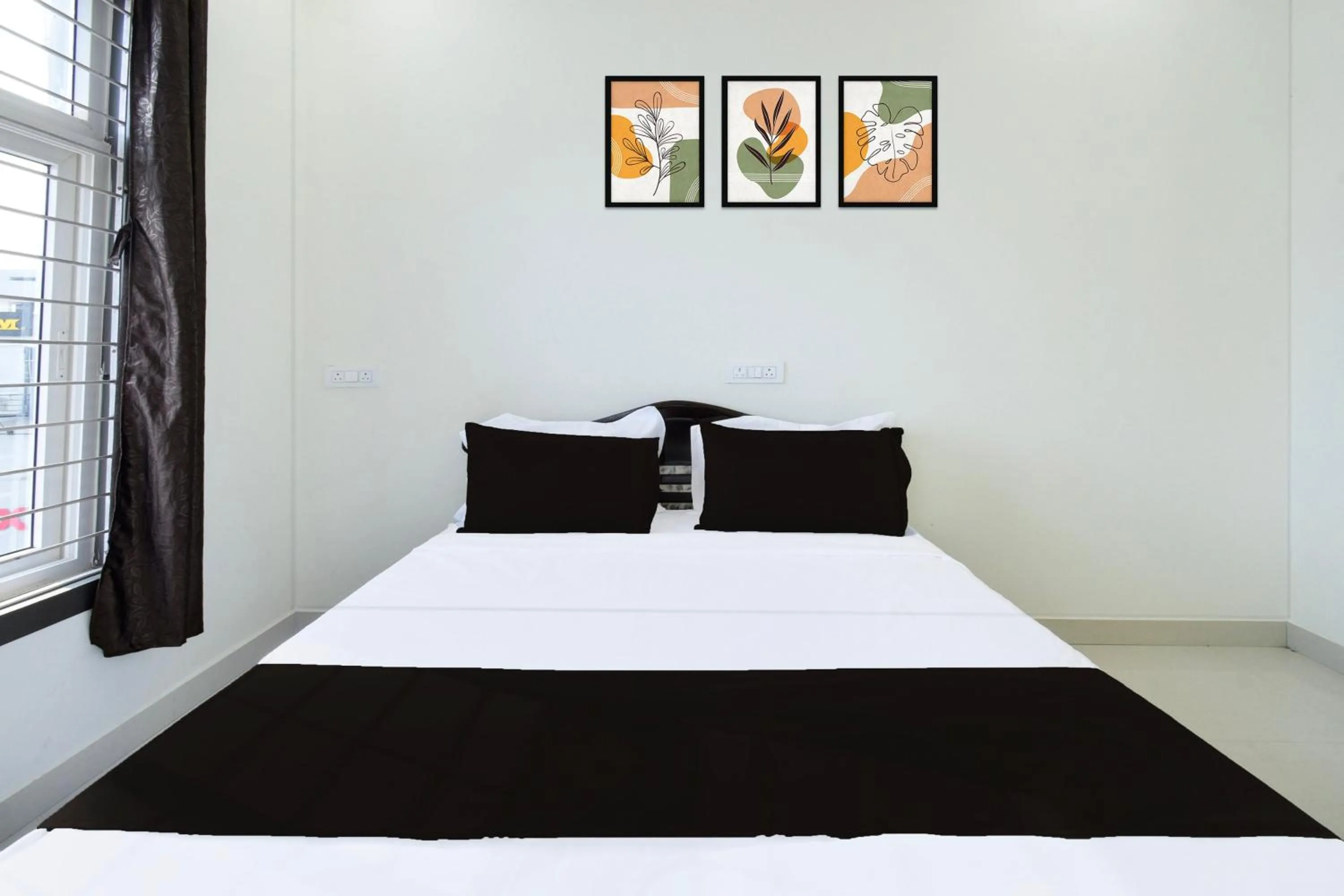 Bedroom, Bed in HOTEL RKS Near by Narsingi