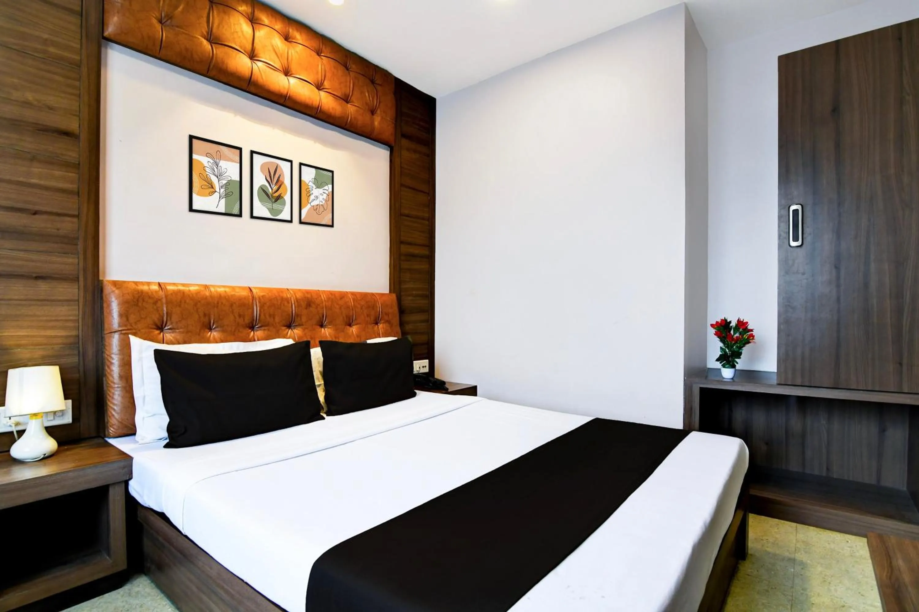 Bedroom, Bed in Super Hotel O Tagore Park Laskarhat formerly Shankar Guest House