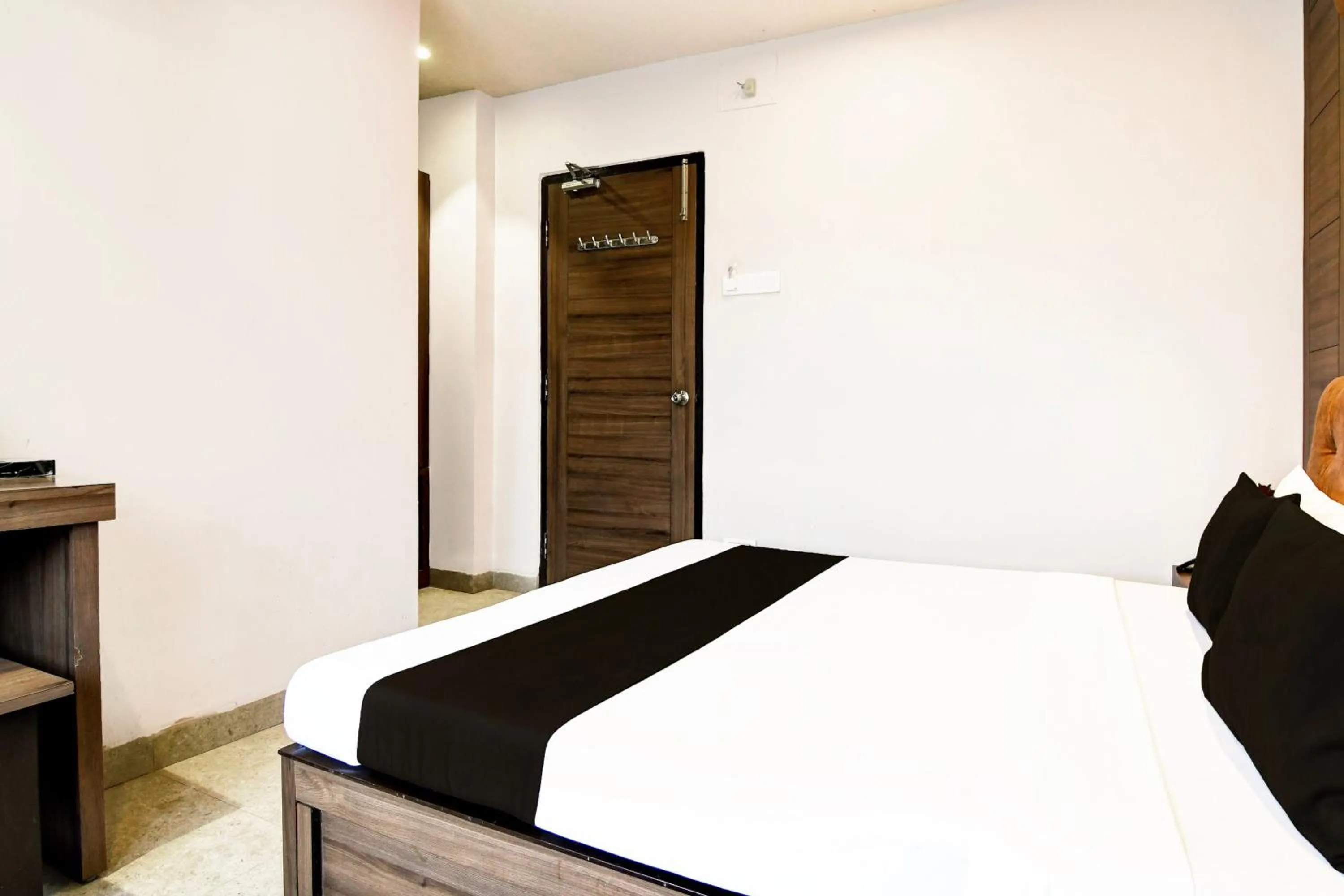 Bedroom, Bed in Super Hotel O Tagore Park Laskarhat formerly Shankar Guest House