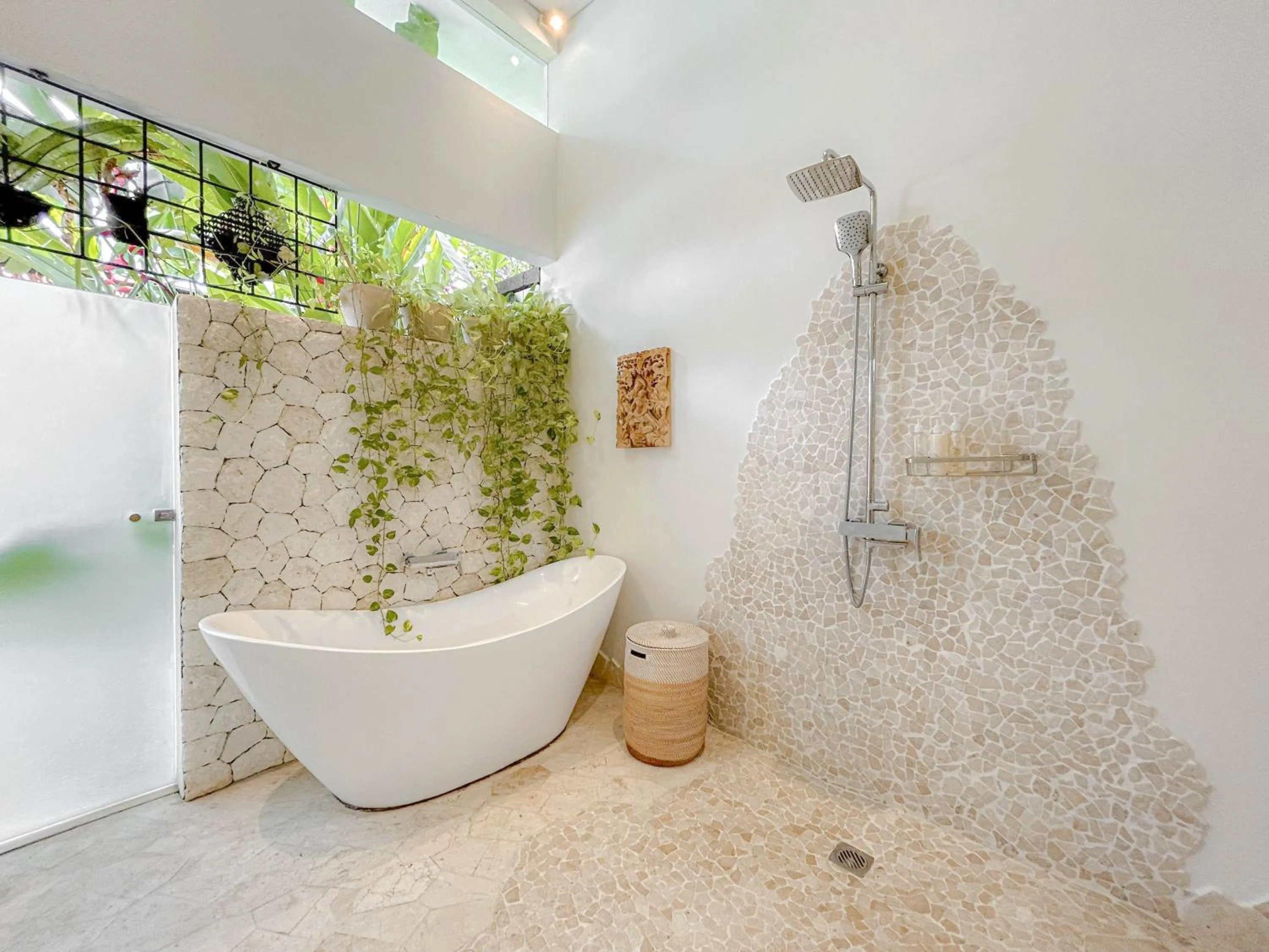 Bathroom in The Suar Sanur by Nakula