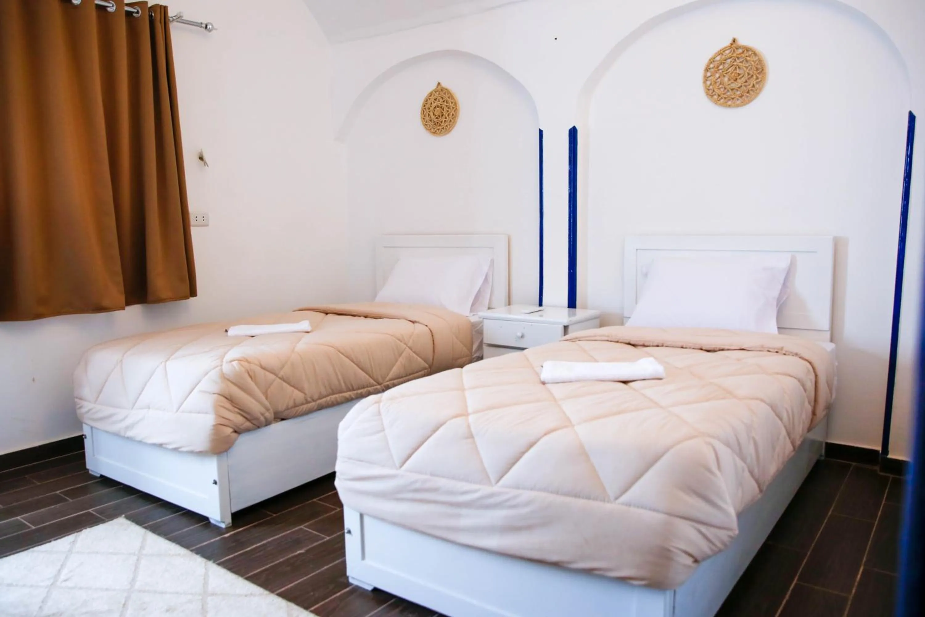 Bedroom, Bed in Sharqotel Luxor