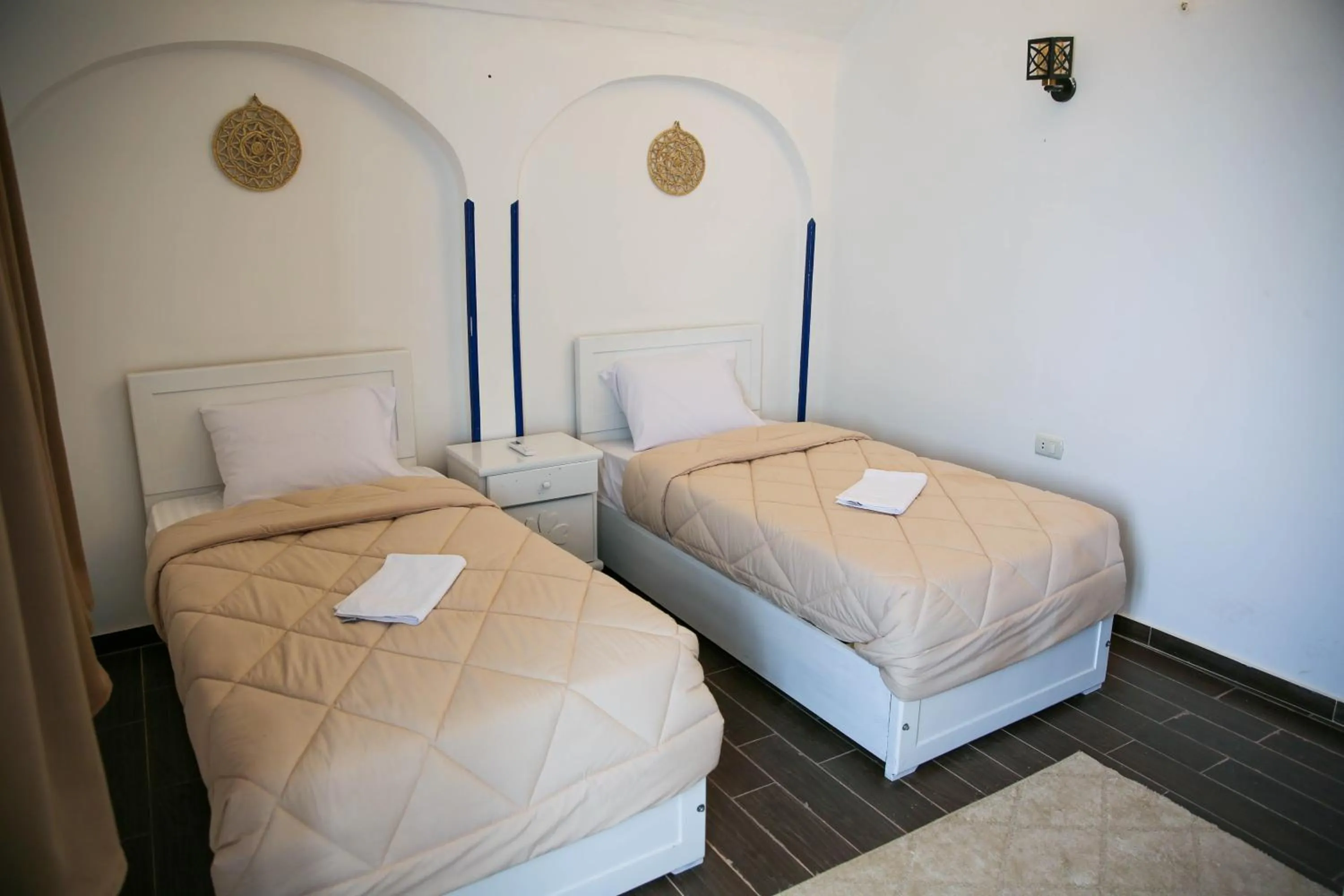 Bedroom, Bed in Sharqotel Luxor