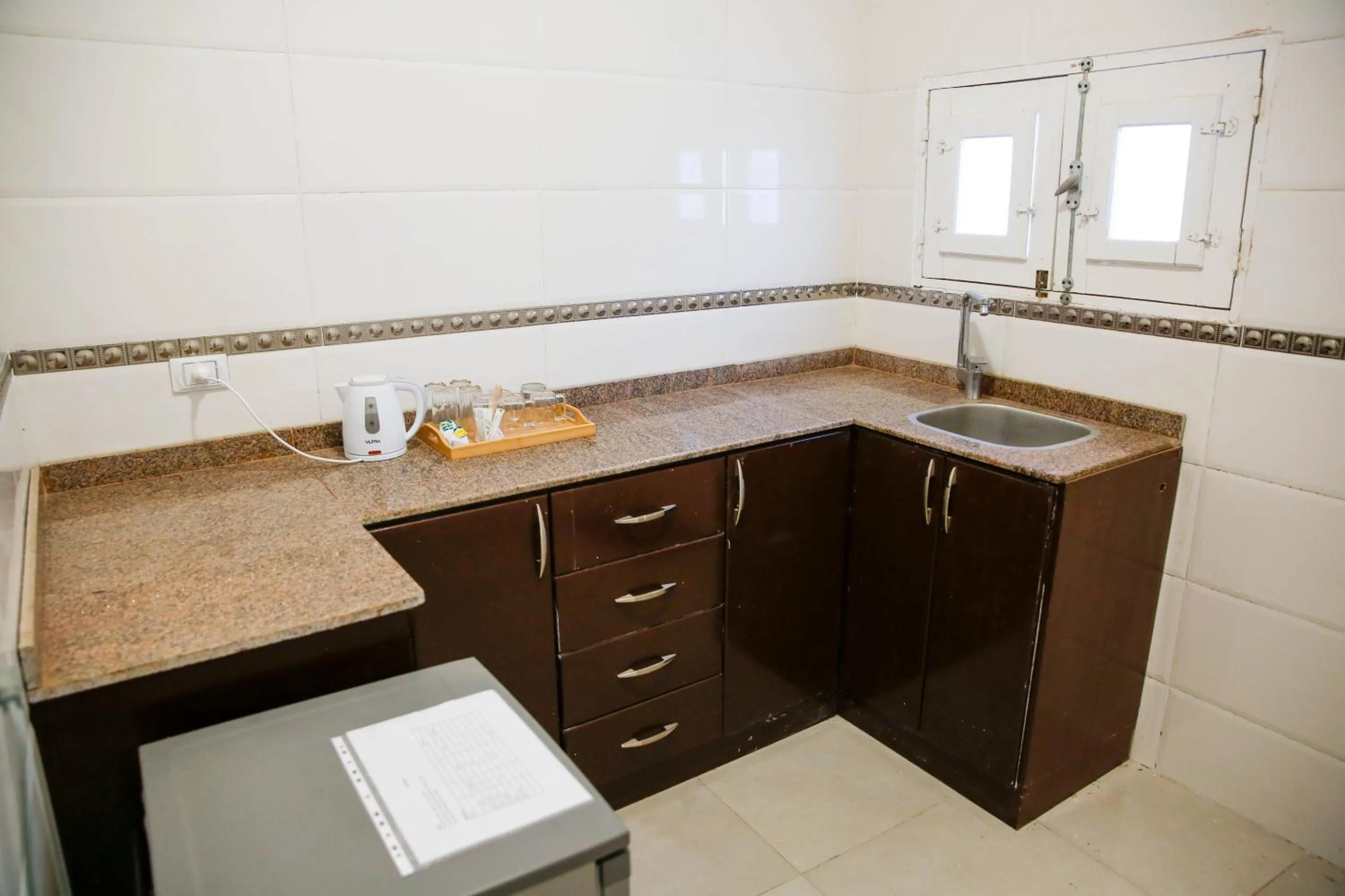 Kitchen or kitchenette in Sharqotel Luxor