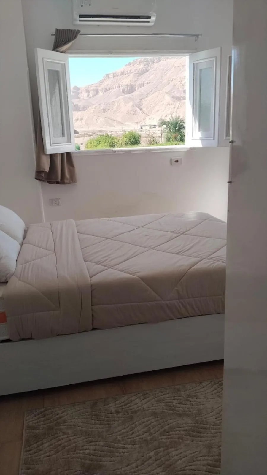 Bed in Sharqotel Luxor