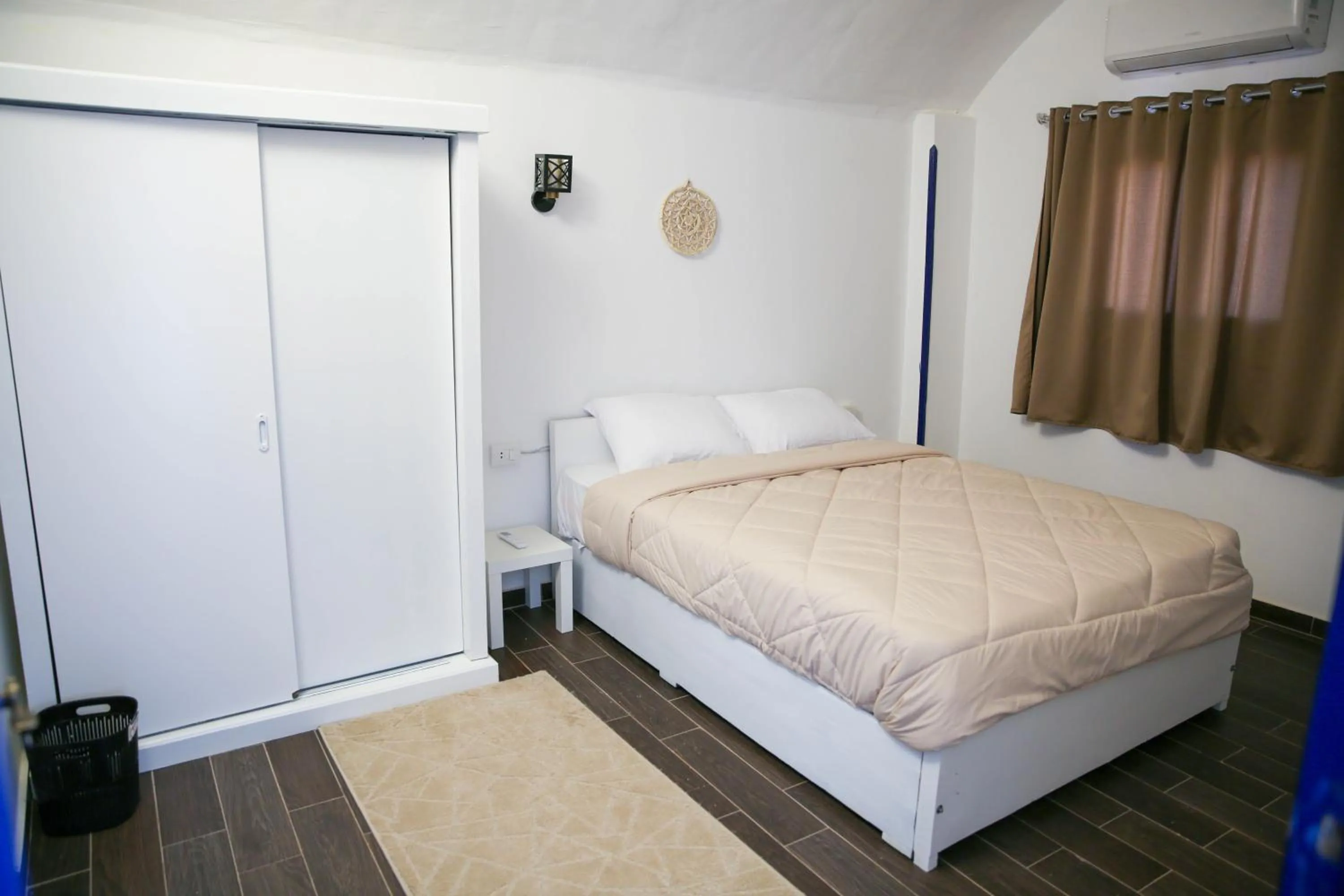 Bedroom, Bed in Sharqotel Luxor