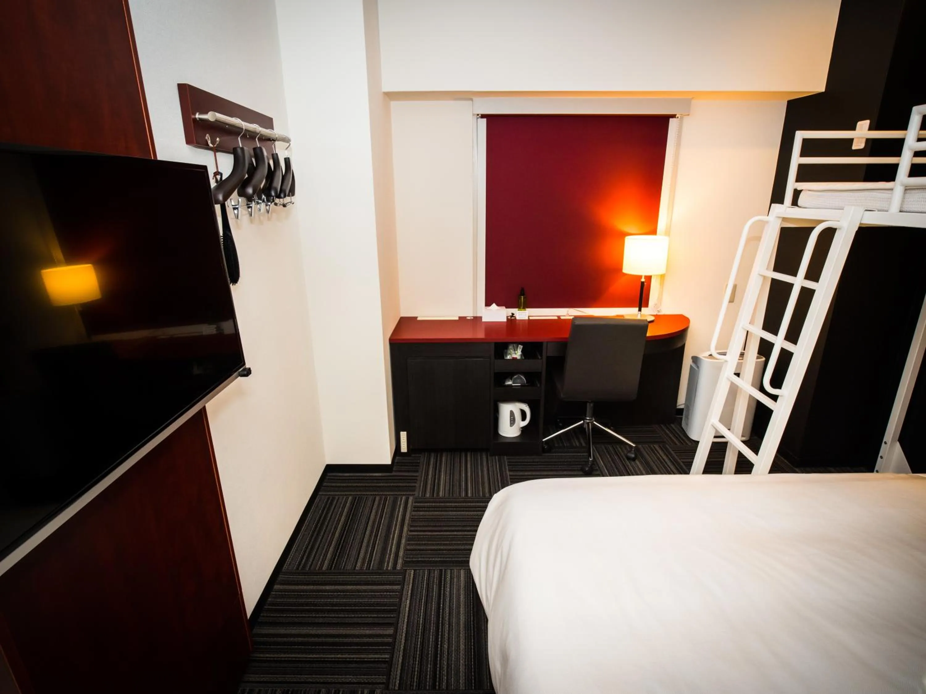 Bed in SUPER HOTEL Tokyo Akabane Station Higashiguchi Ichibangai