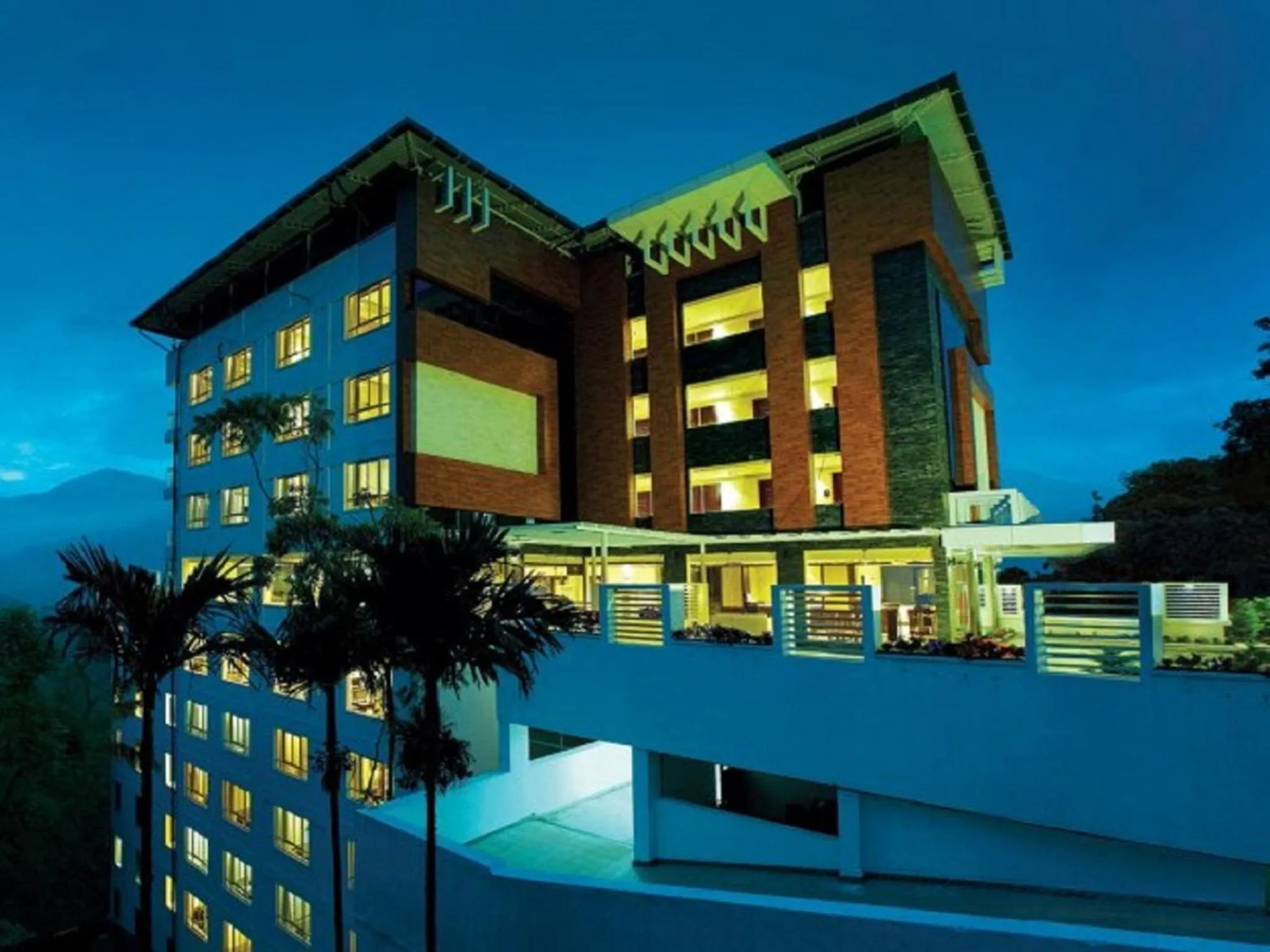 Facade/entrance in Gokulam Park Munnar