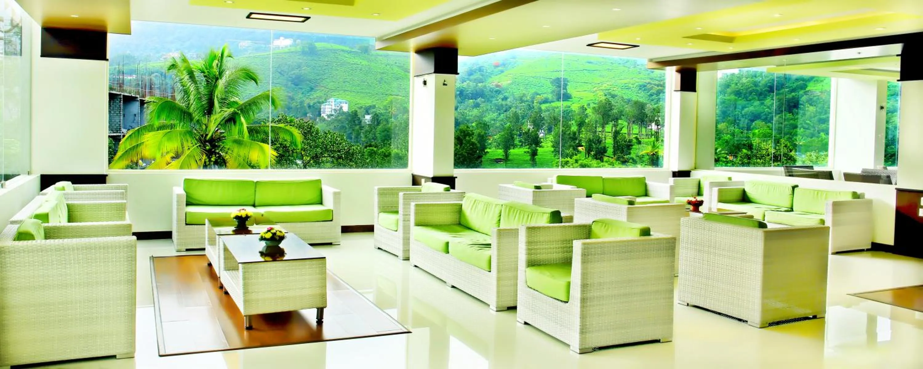 Lounge or bar in Gokulam Park Munnar