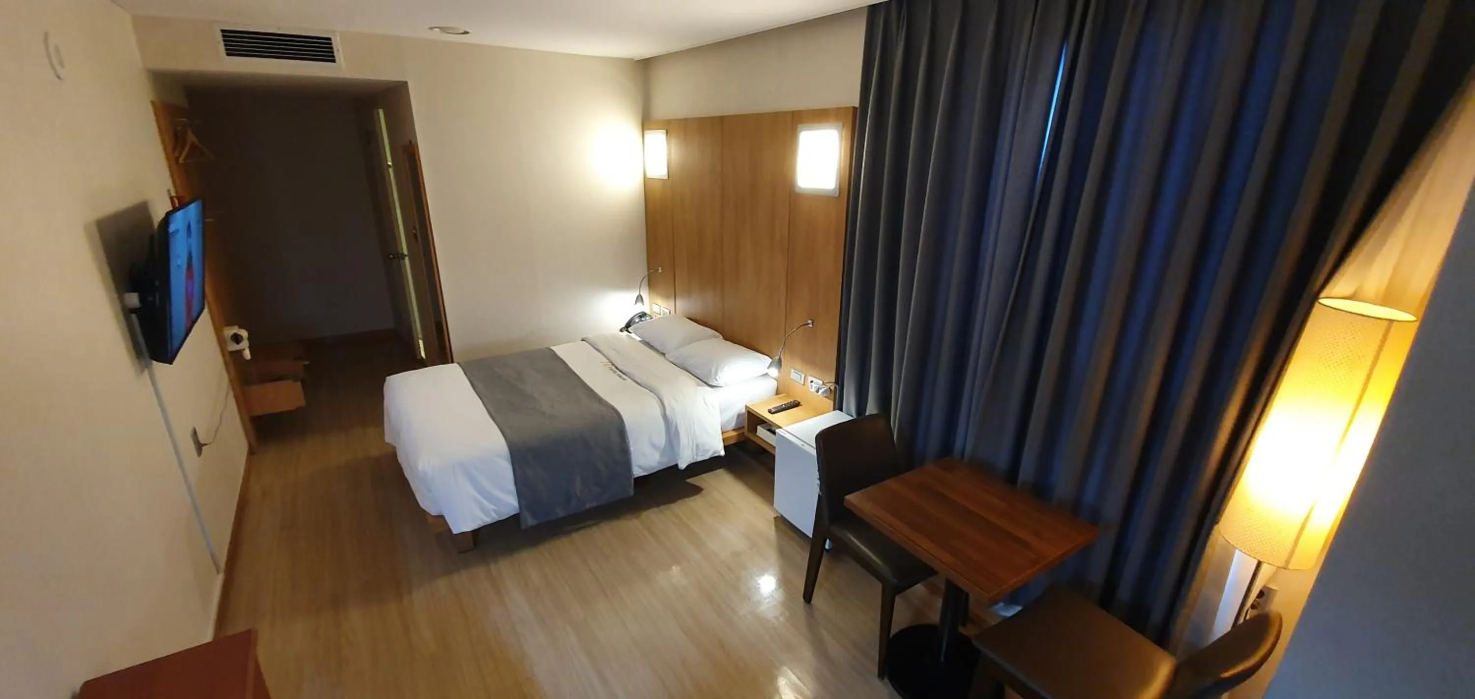 Bed in Benikea Hotel Pohang