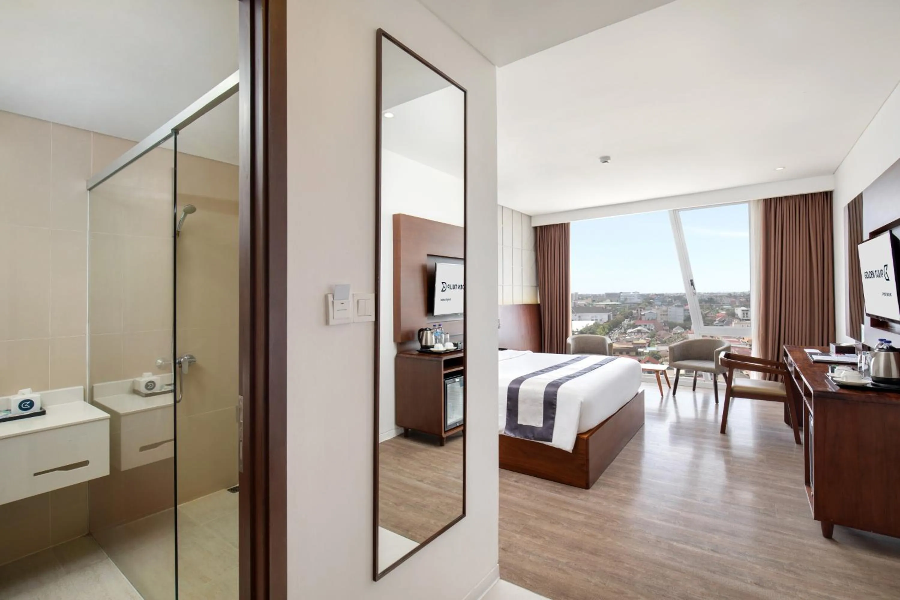 Bed in Golden Tulip Pontianak