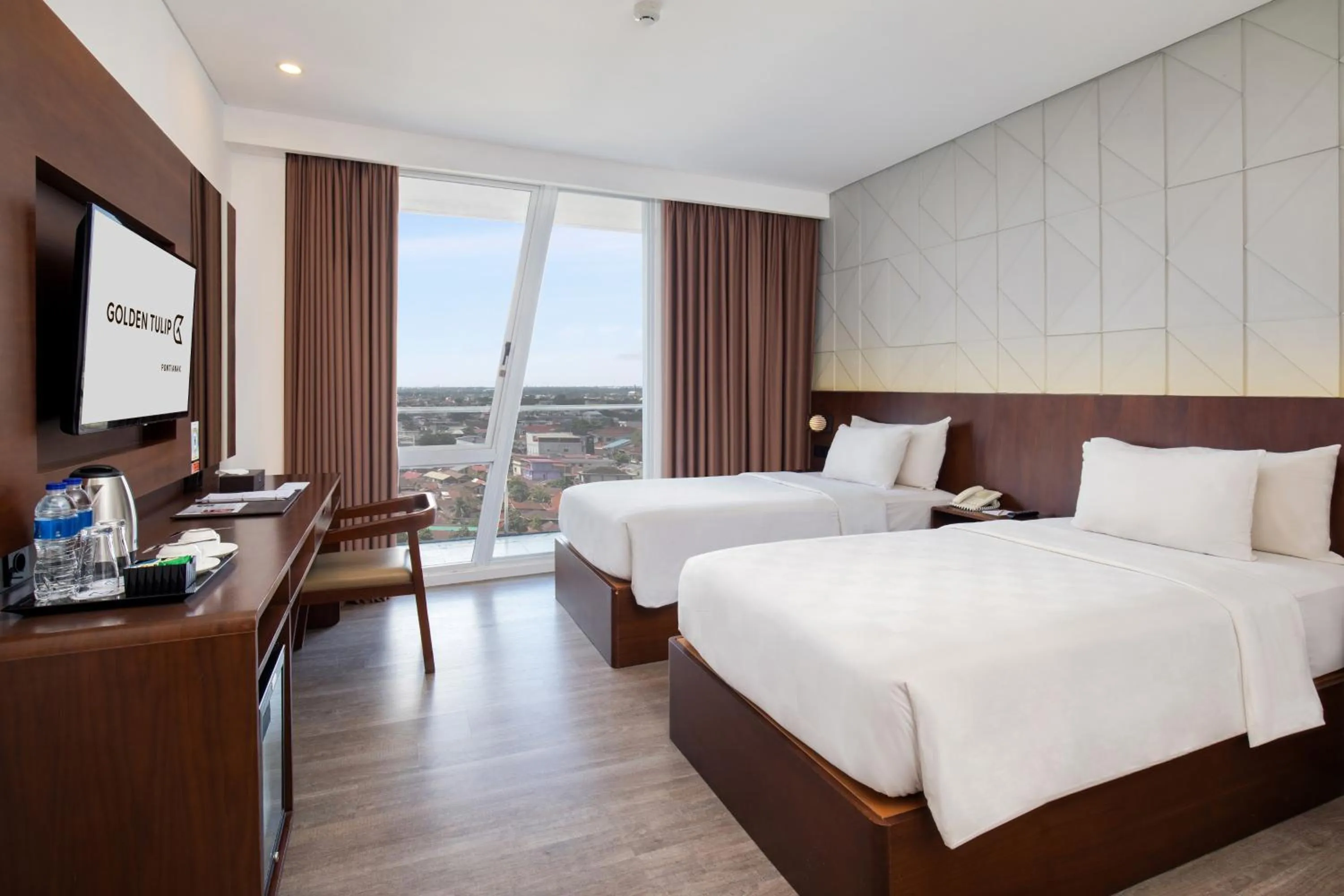 Bed in Golden Tulip Pontianak