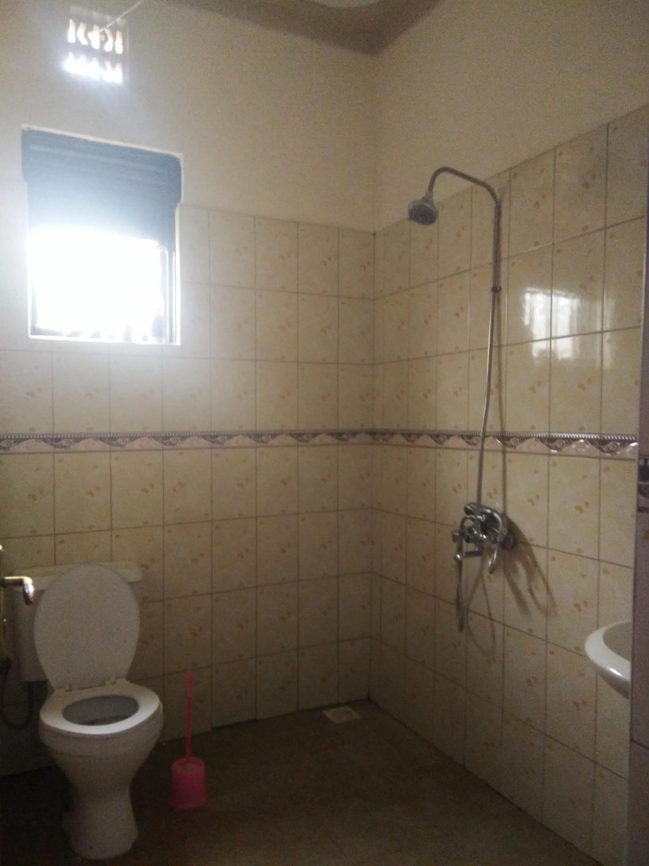 Shower in Heritage GuestHouse Kapchorwa