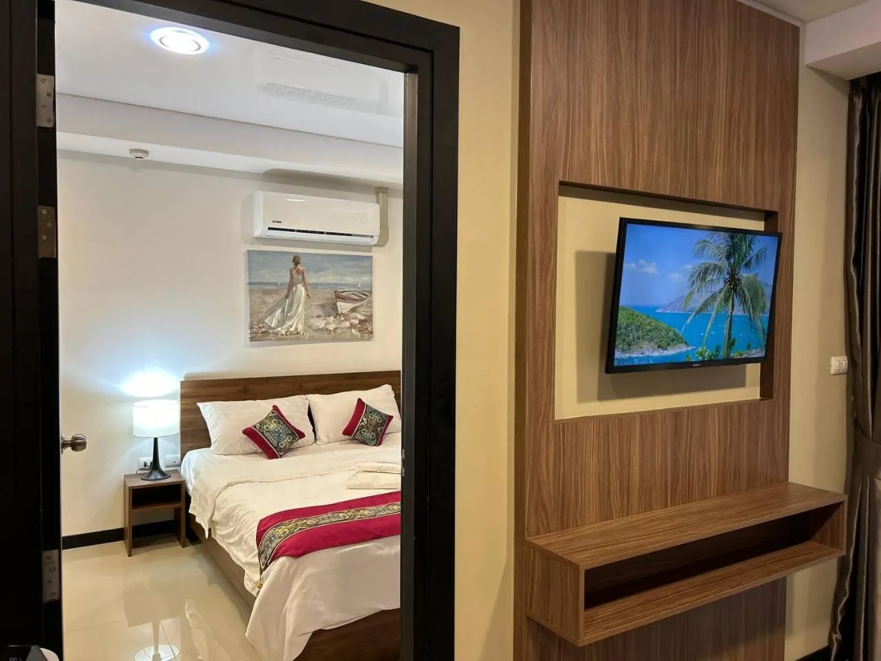 Bed in Nai Harn Condominium